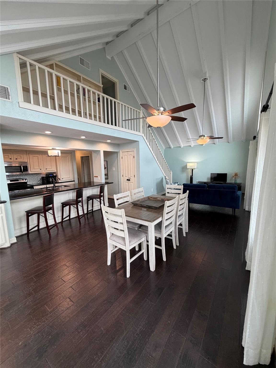 146 Tamana Dr, Galveston, TX 77554 photo