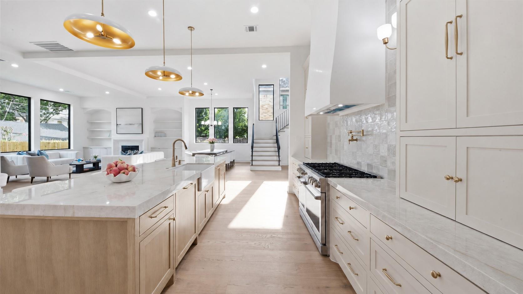 2325 Wroxton Rd, Houston, TX 77005 photo