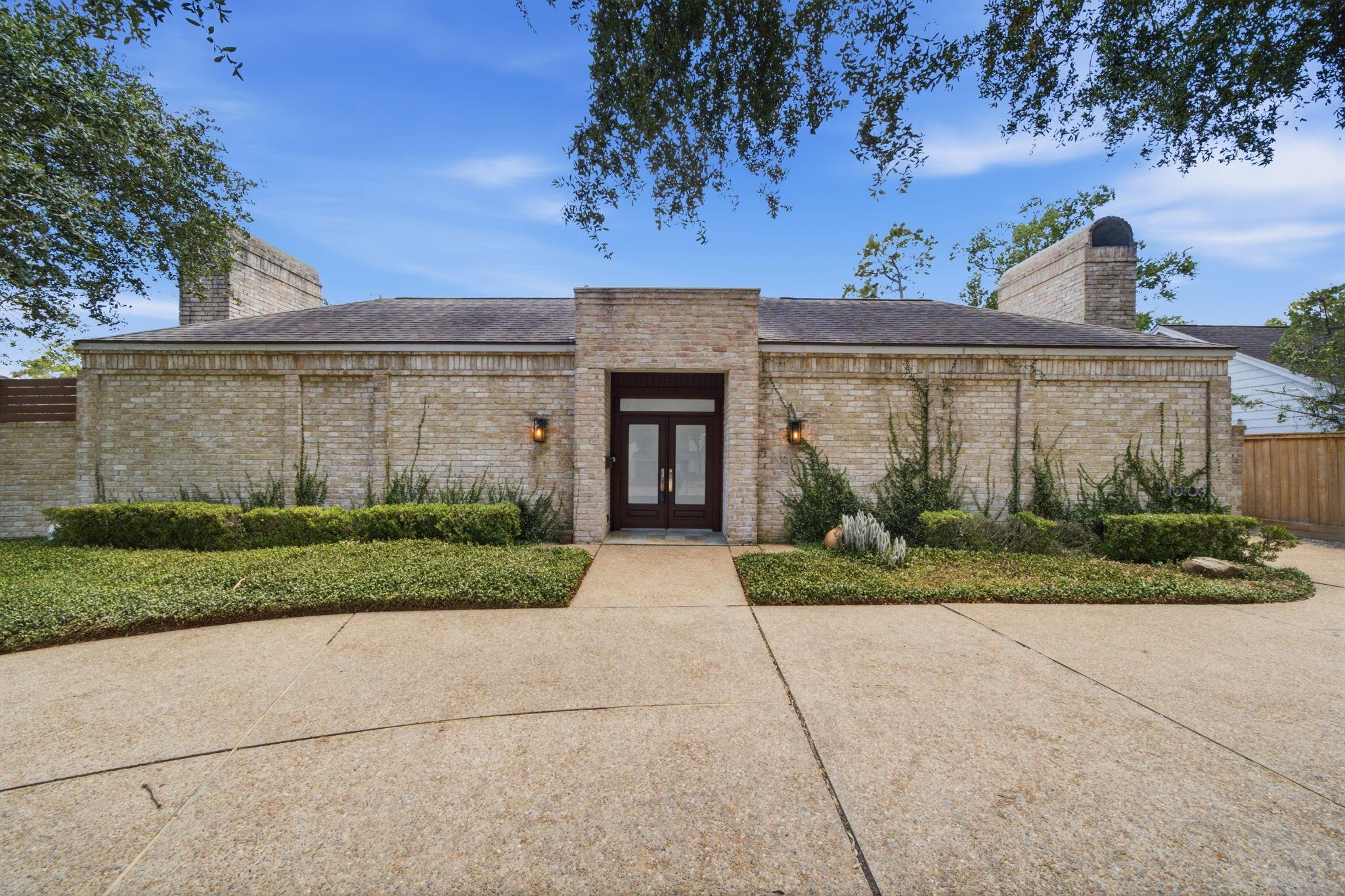 10103 Briar Forest Dr, Houston, TX 77042 photo