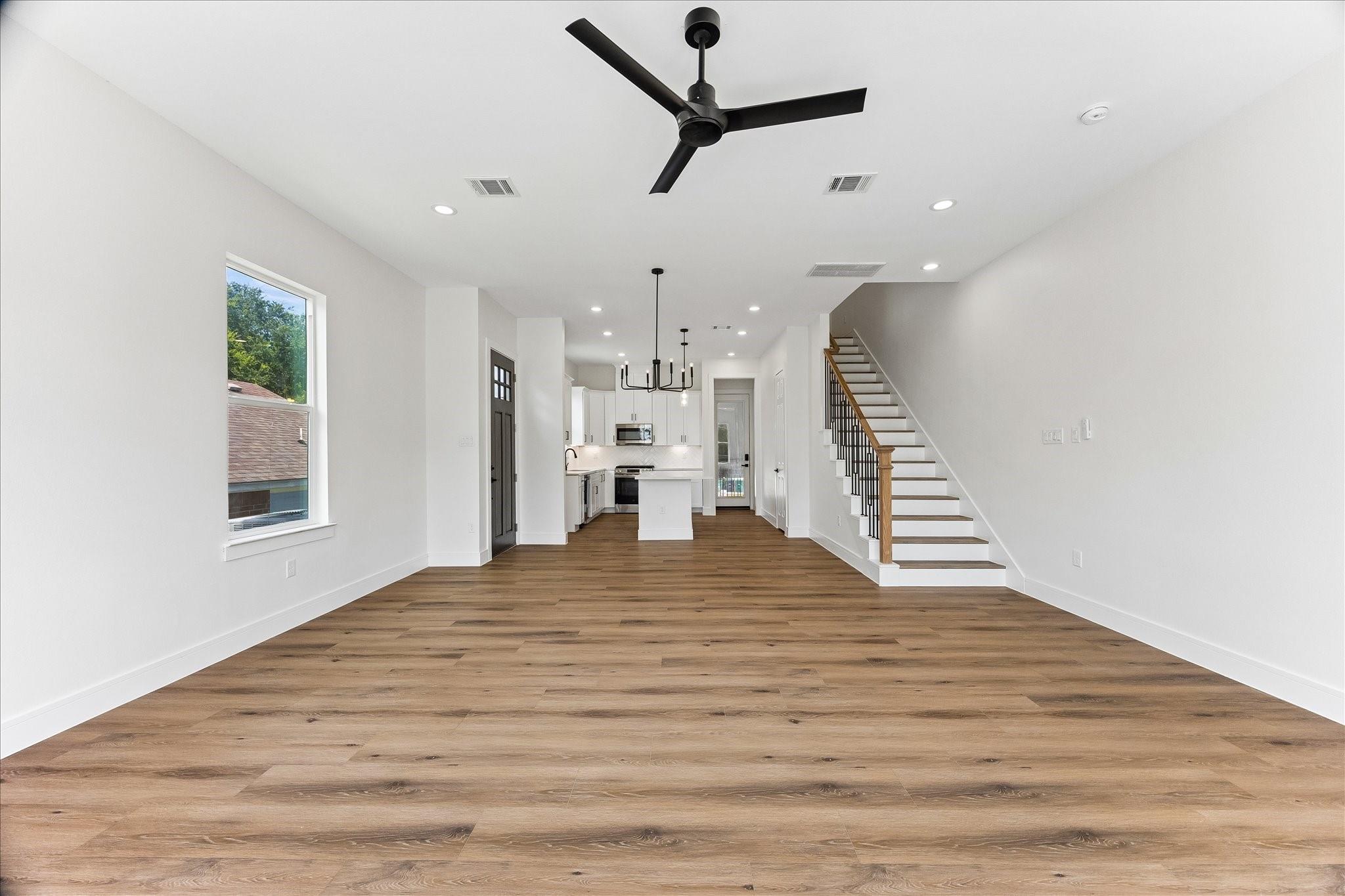 5106 Ricky St, Houston, TX 77033 photo