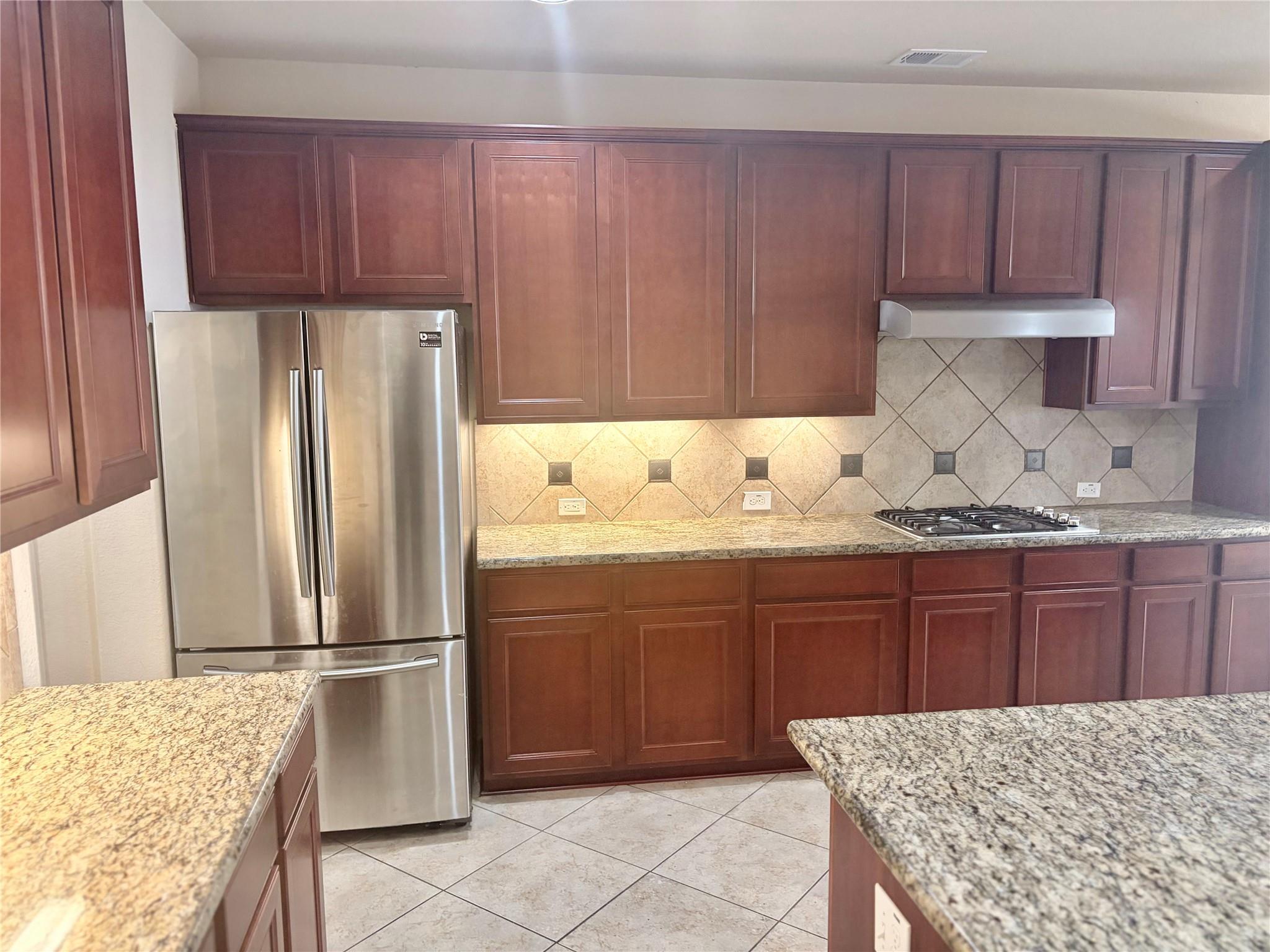 1230 Martinez Ct, Friendswood, TX 77546 photo