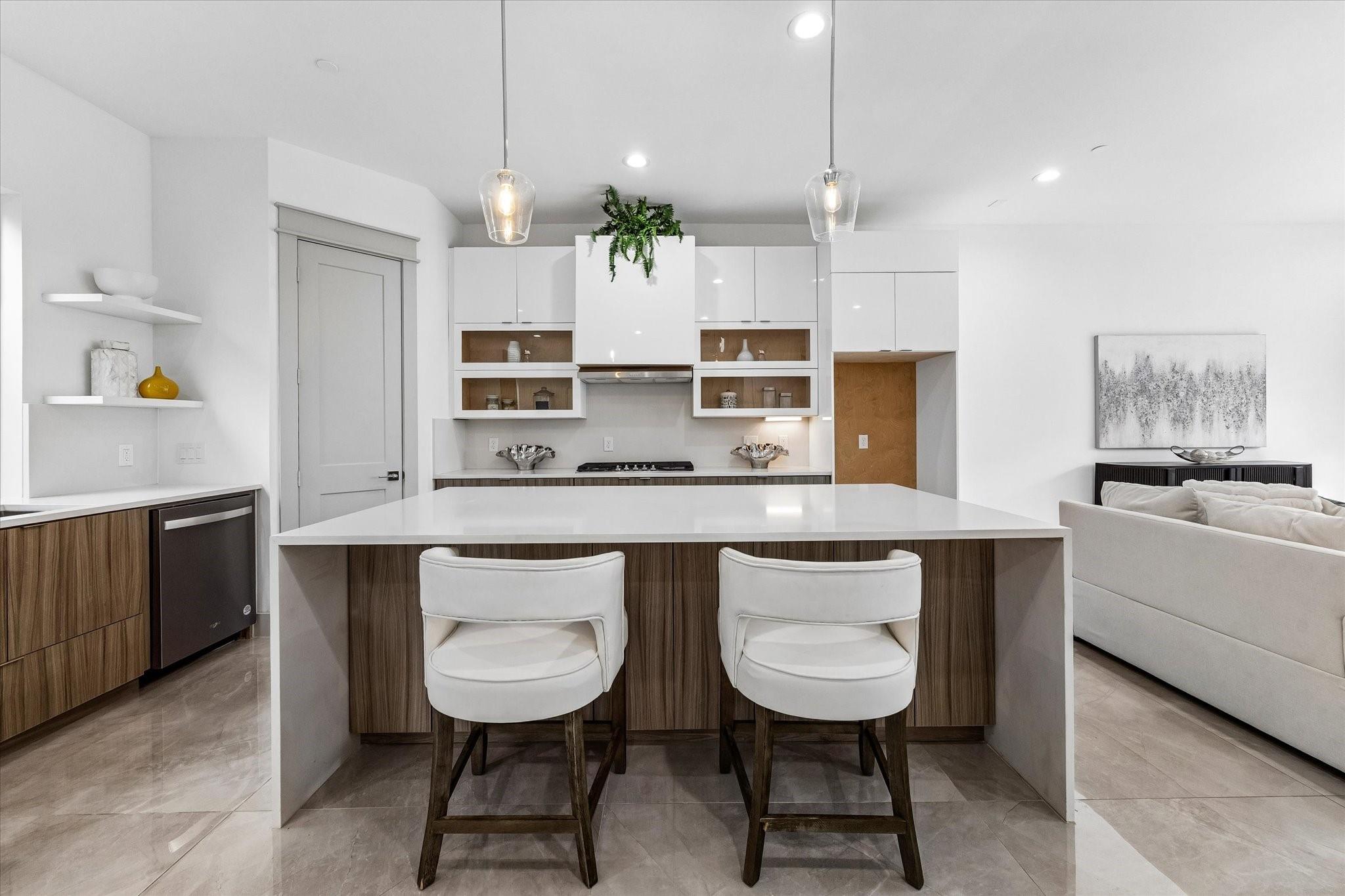1607 Utah St, Houston, TX 77007 photo
