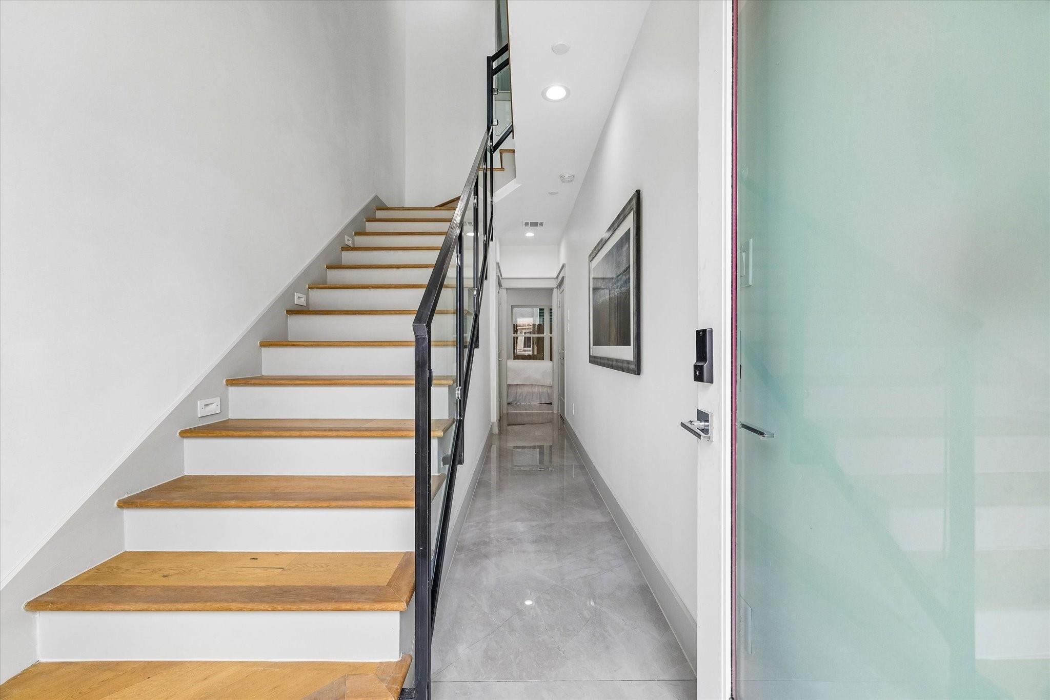 1607 Utah St, Houston, TX 77007 photo