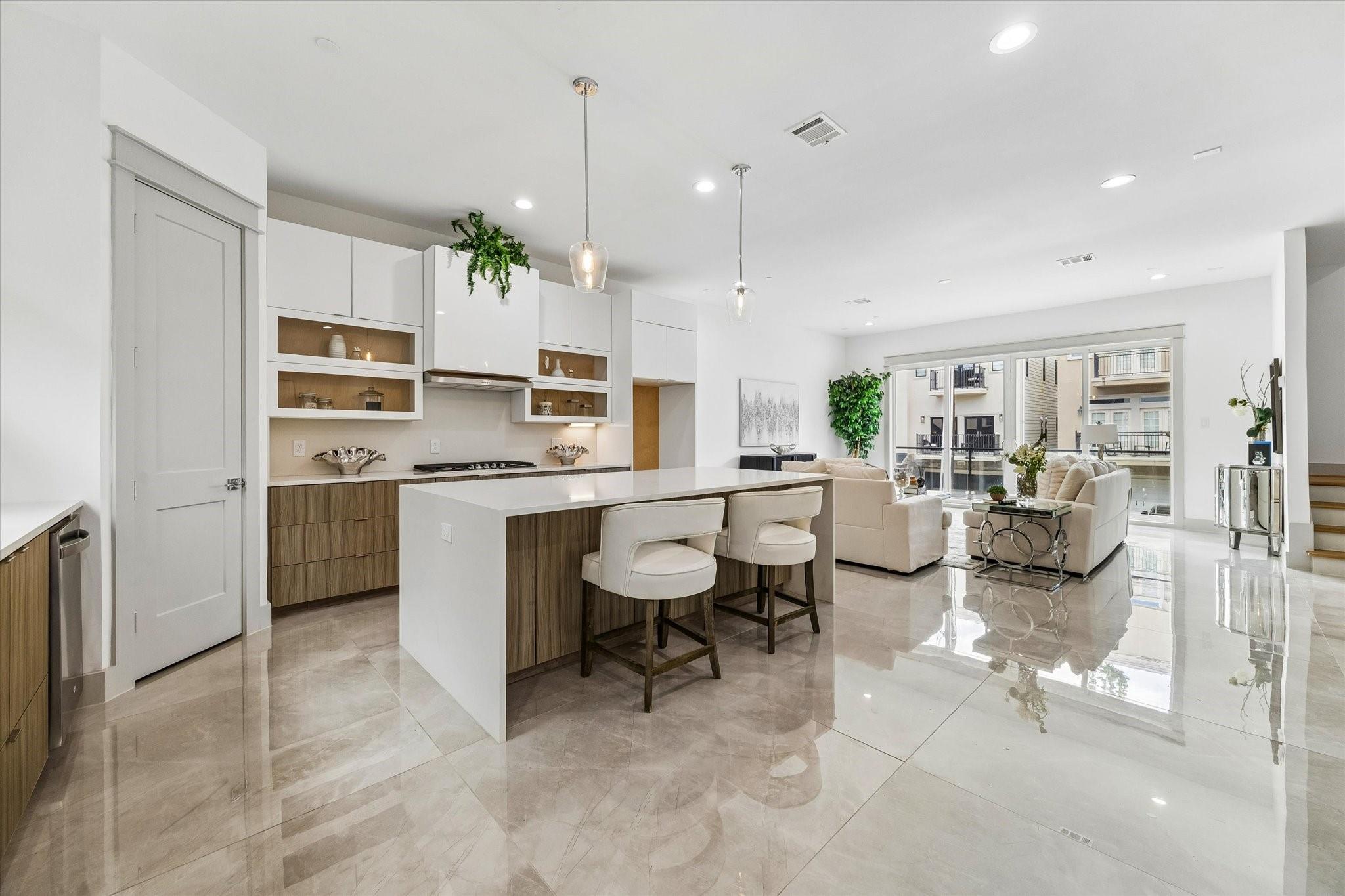 1607 Utah St, Houston, TX 77007 photo