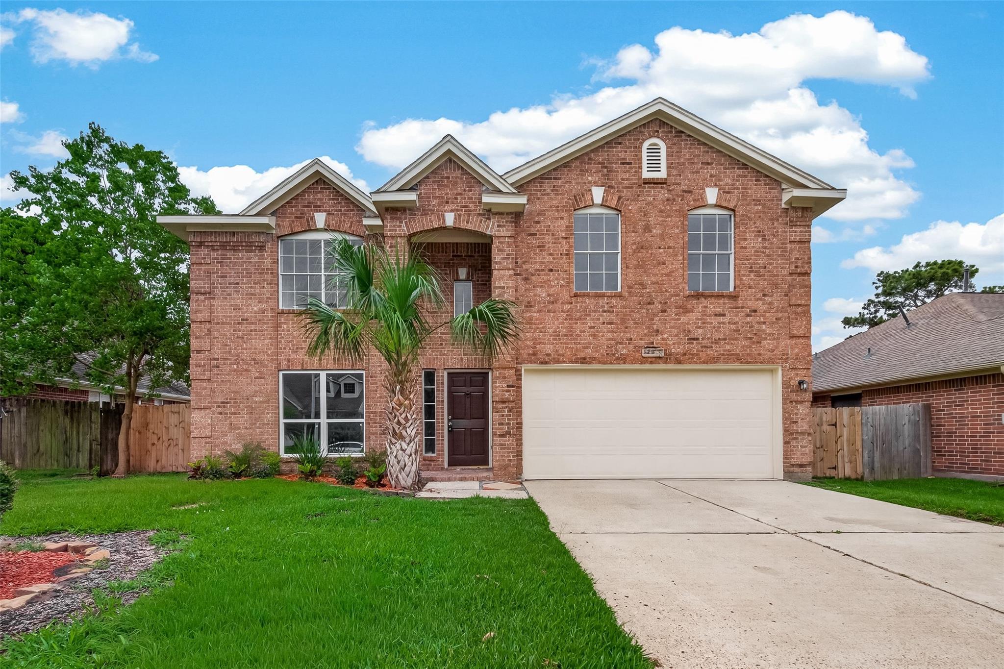 12610 Wood Dawn Ln, Houston, TX 77015