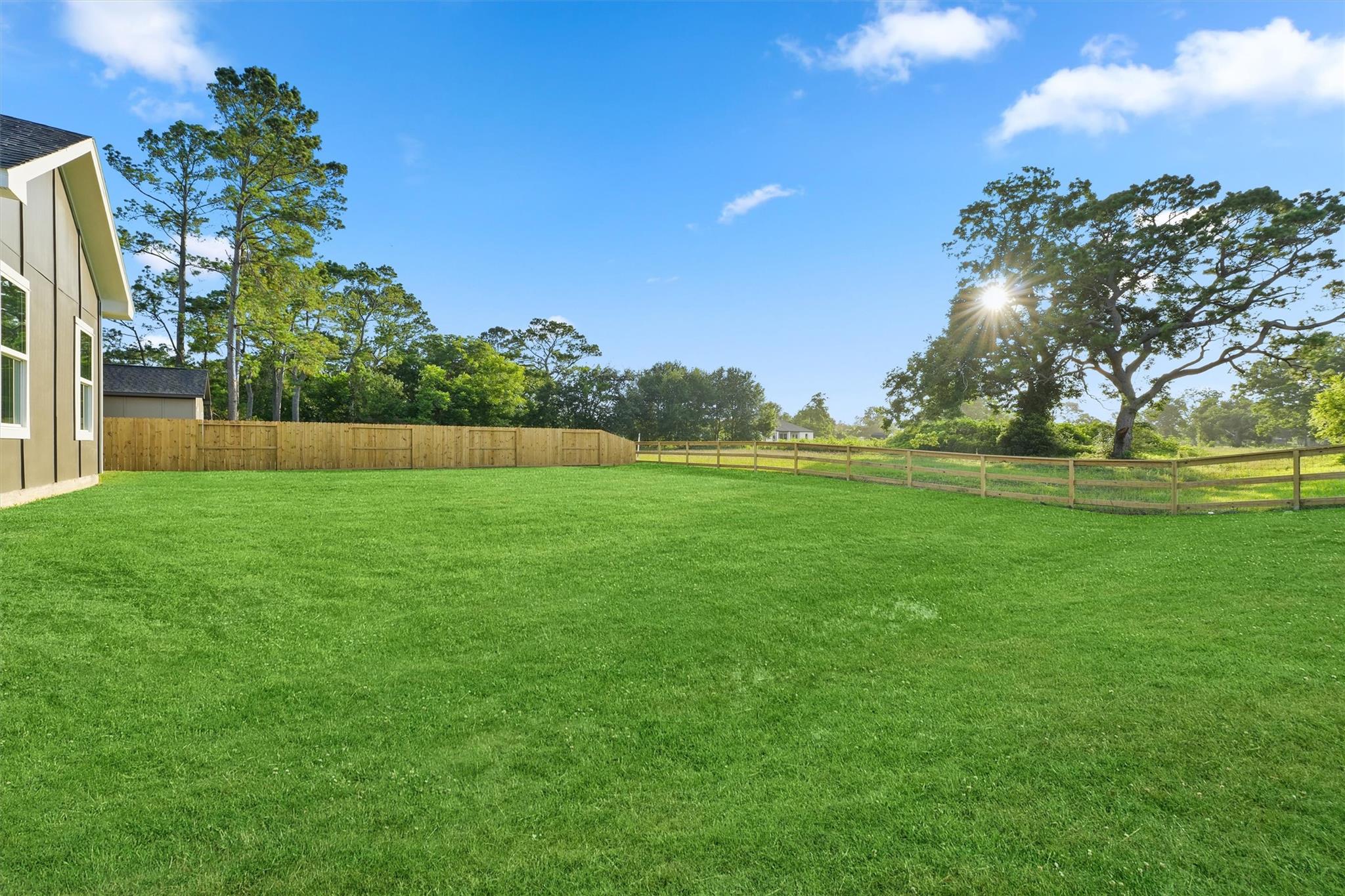 252 Davis Bend Rd, Alvin, TX 77511 photo