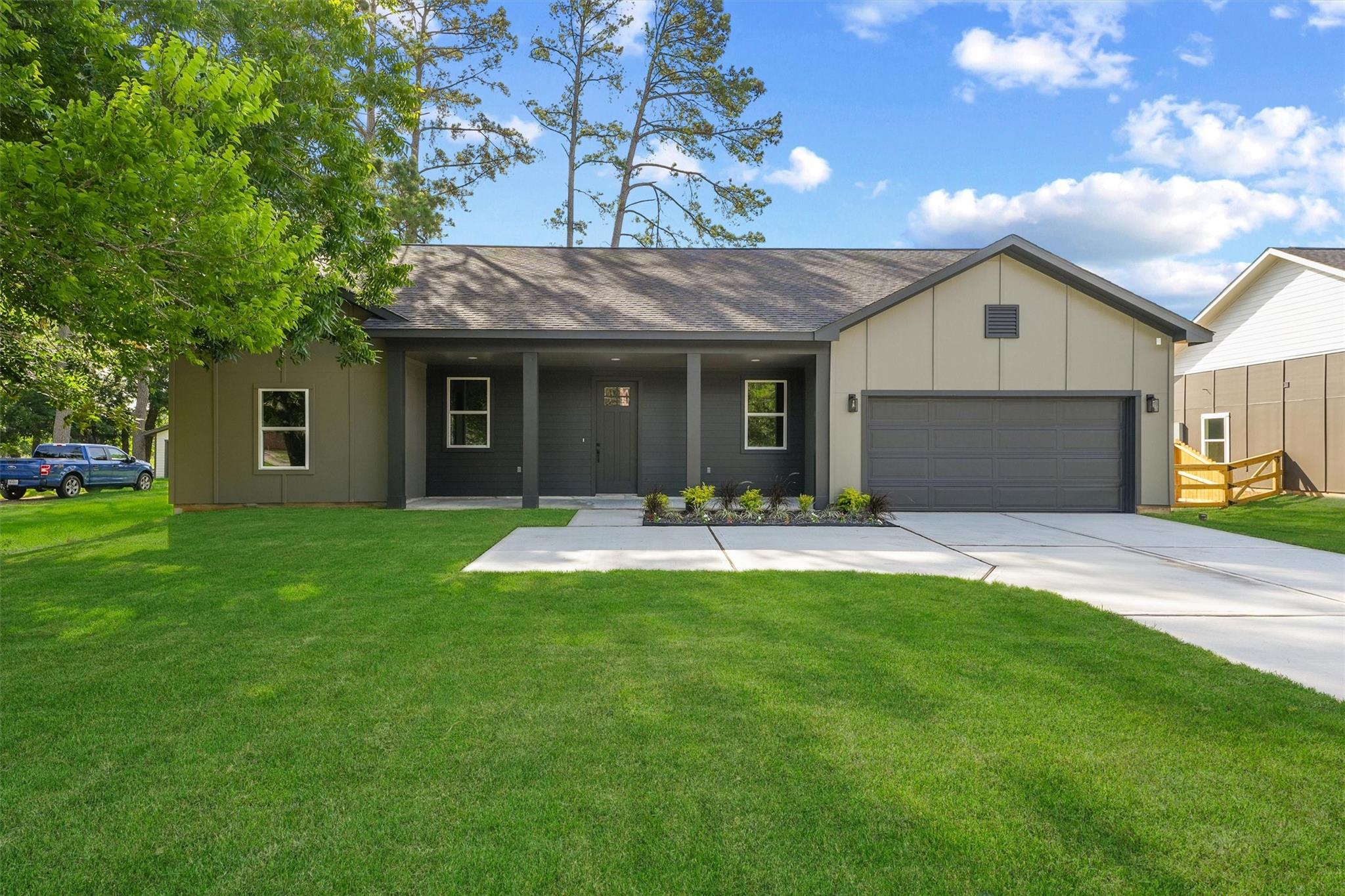 252 Davis Bend Rd, Alvin, TX 77511 photo