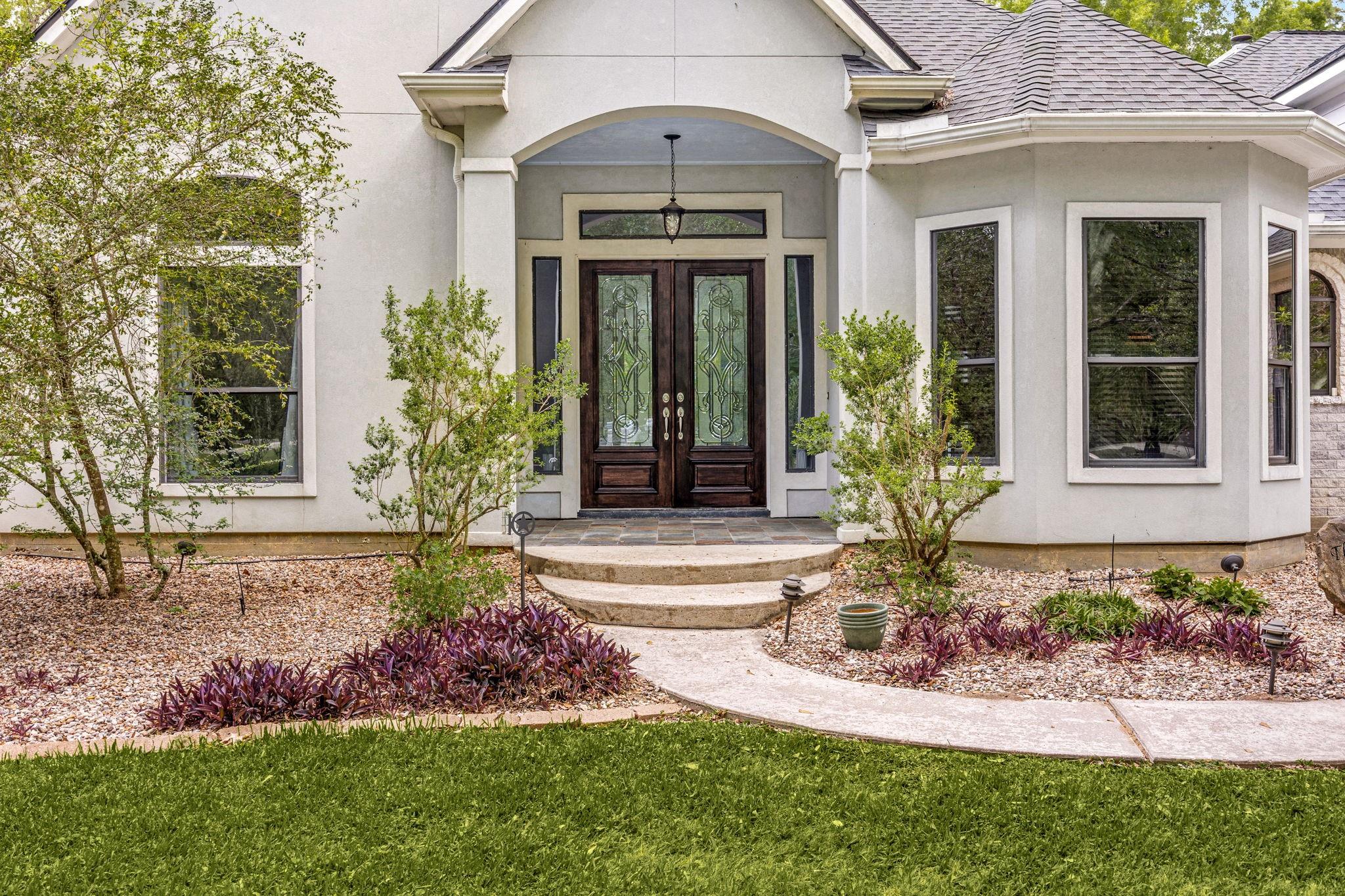 11956 White Oak Xing, Conroe, TX 77385
