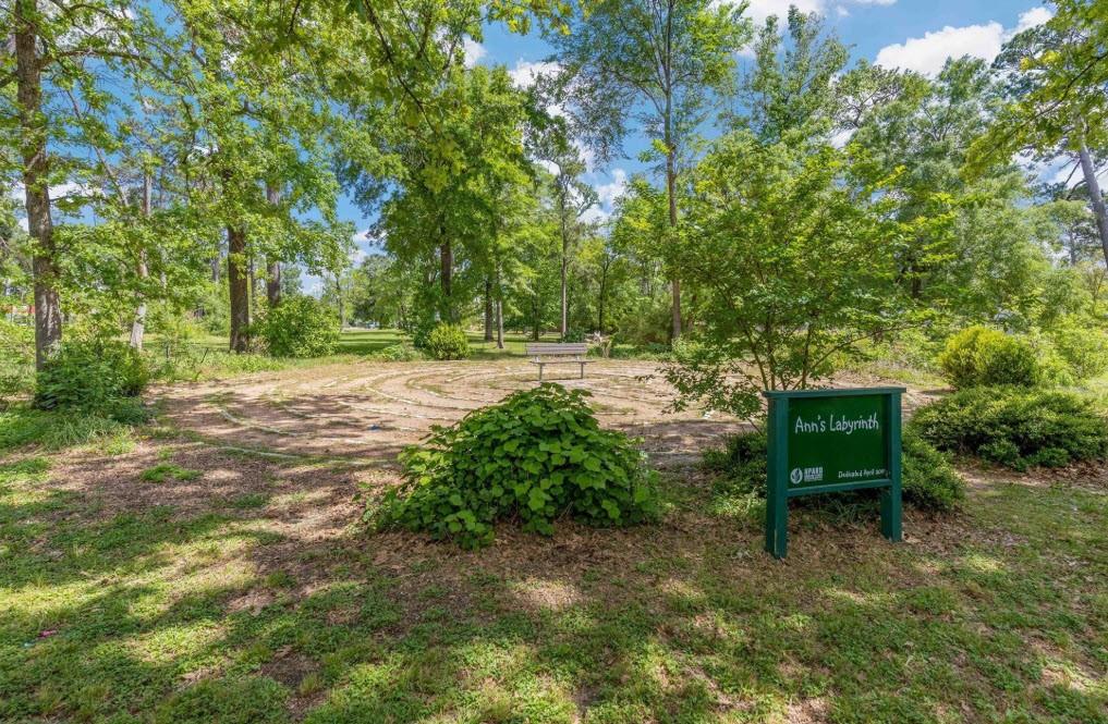 1004 Candlelight Ln, Houston, TX 77018 photo
