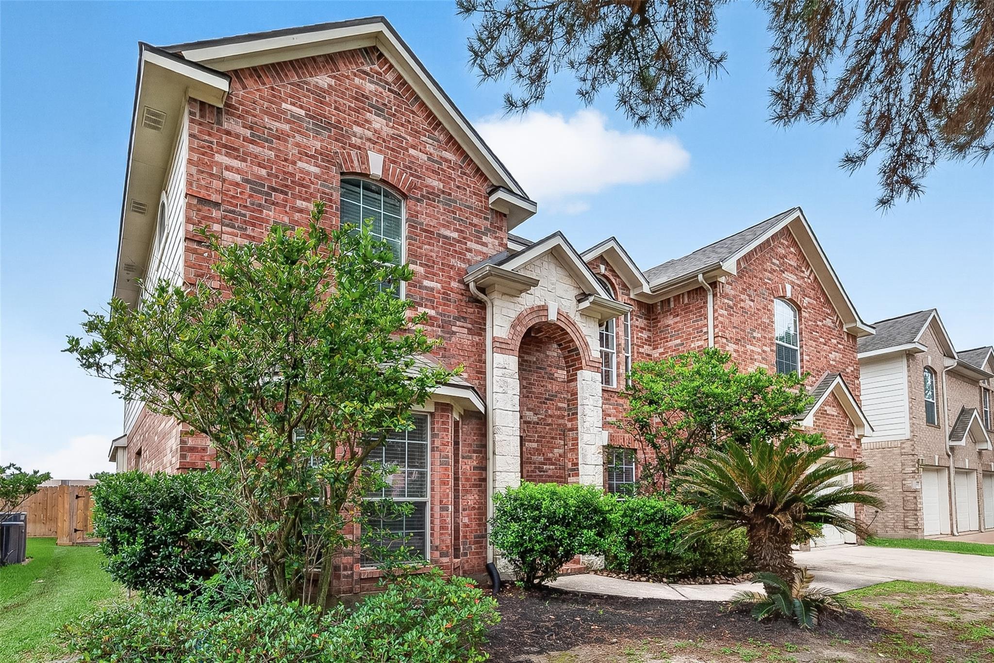 16615 Barrett Post Ln, Houston, TX 77095 photo