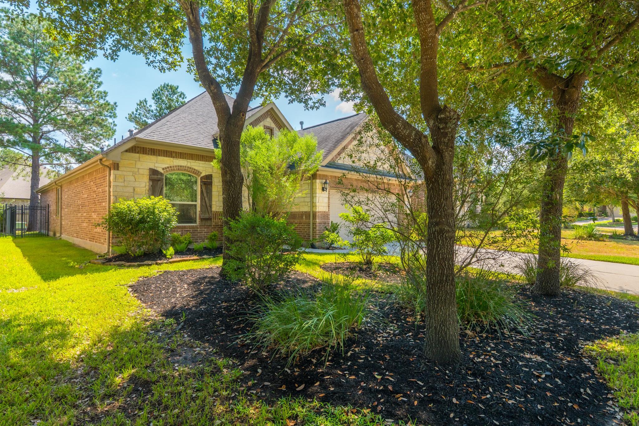 71 Sawbridge Cir, The Woodlands, TX 77389