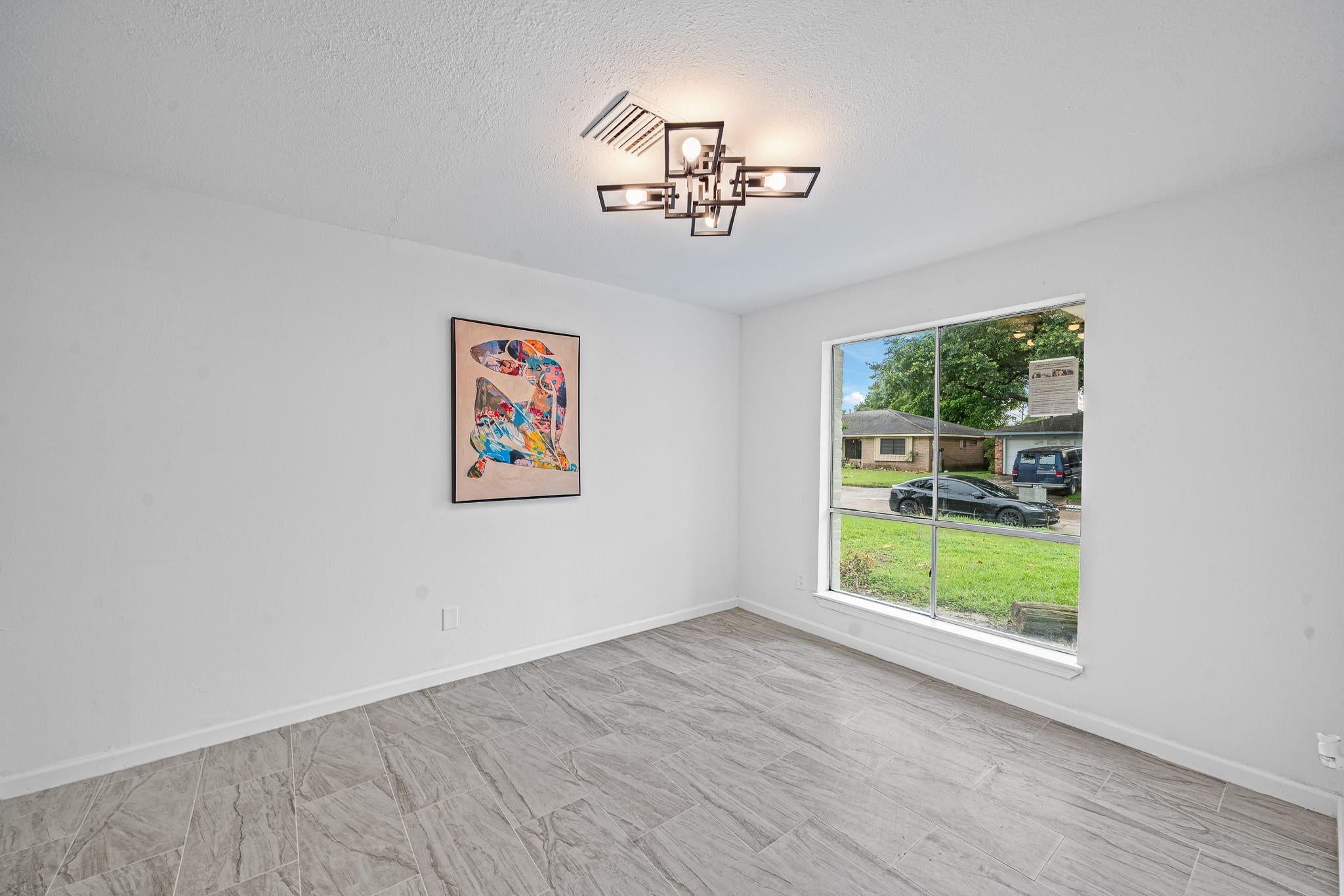 11823 S Willow Cir, Houston, TX 77071 photo