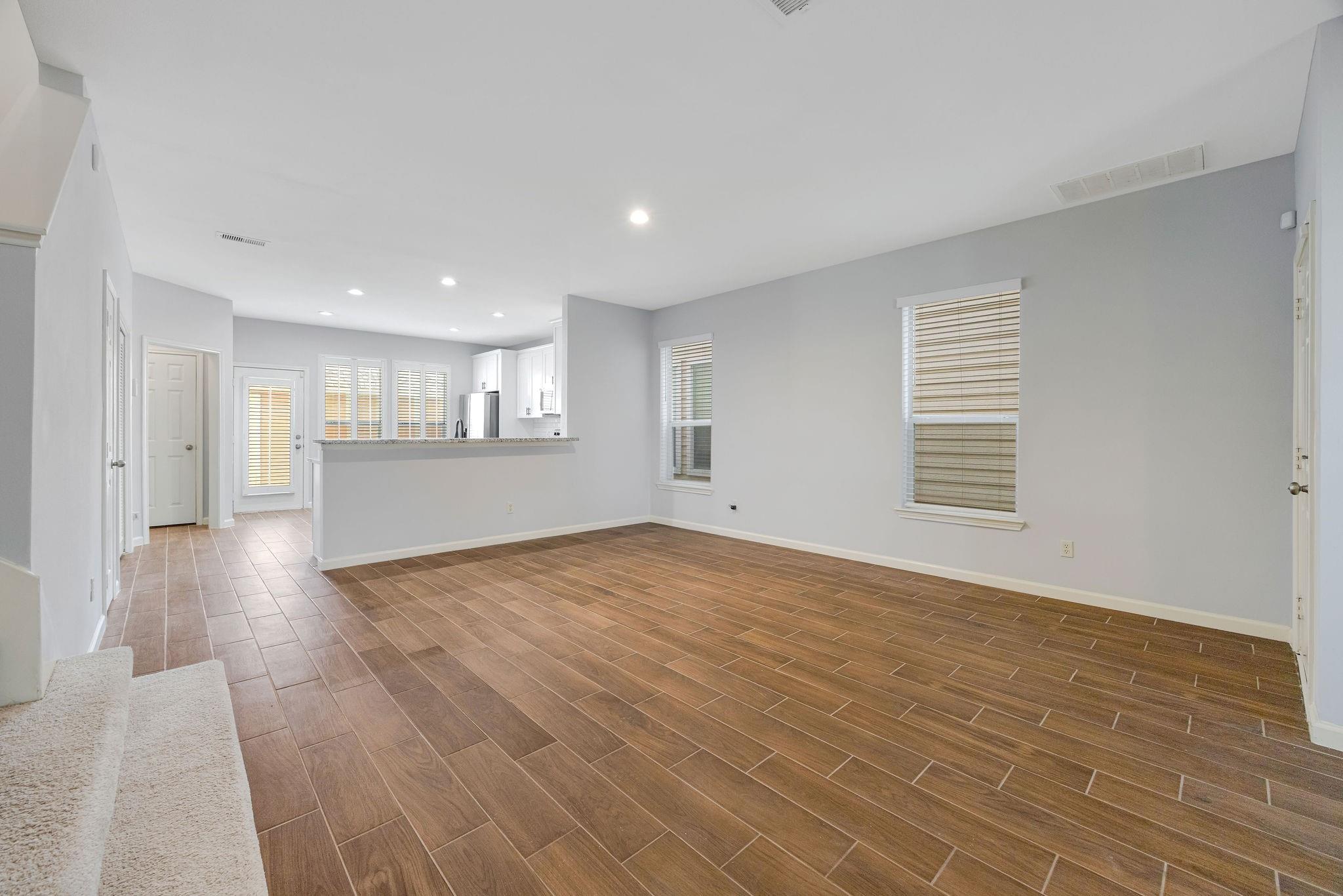 8018 Grow Ln, Houston, TX 77040 photo