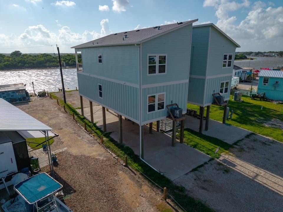 438 Private Road 670, Matagorda, TX 77457 photo