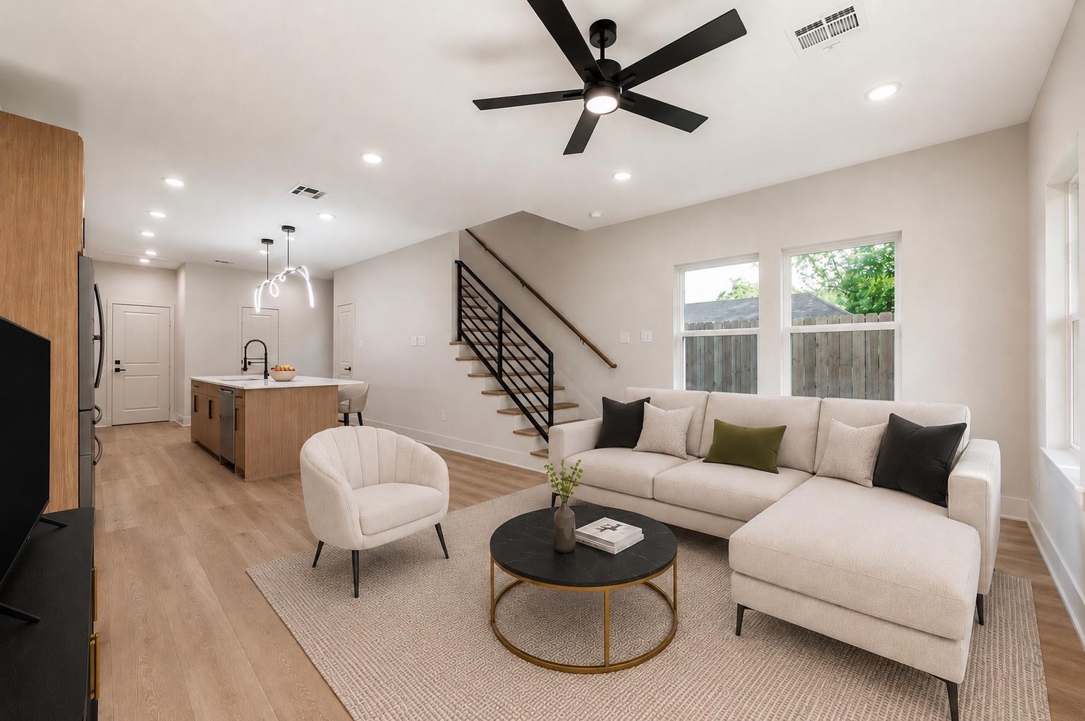 7930 Corinth St, Houston, TX 77051 photo