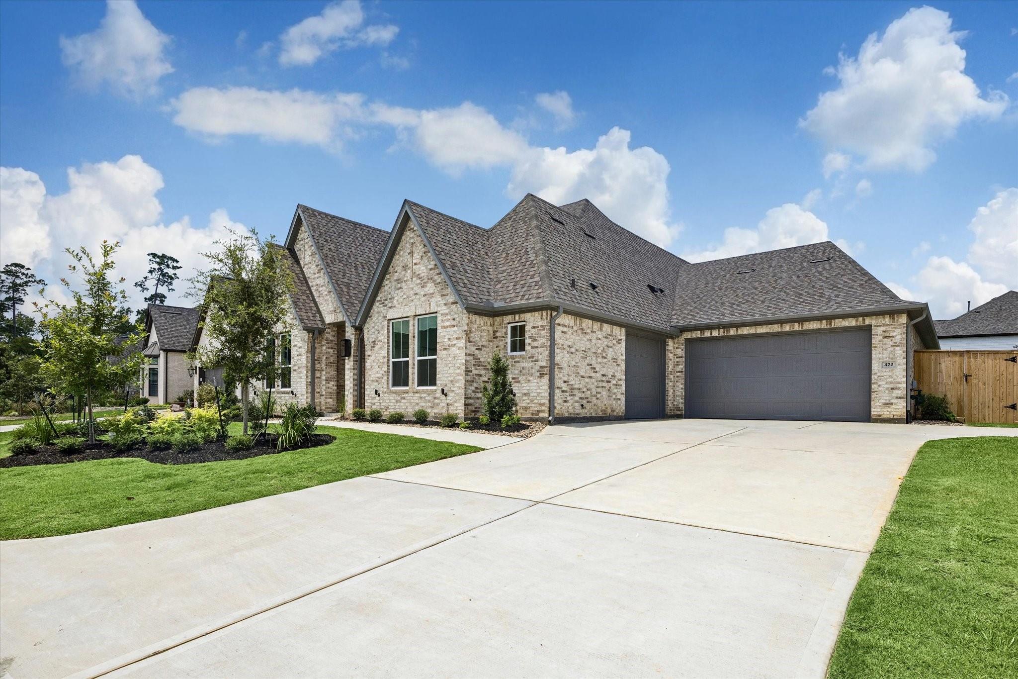 422 Venado View Ct, Conroe, TX 77304 photo