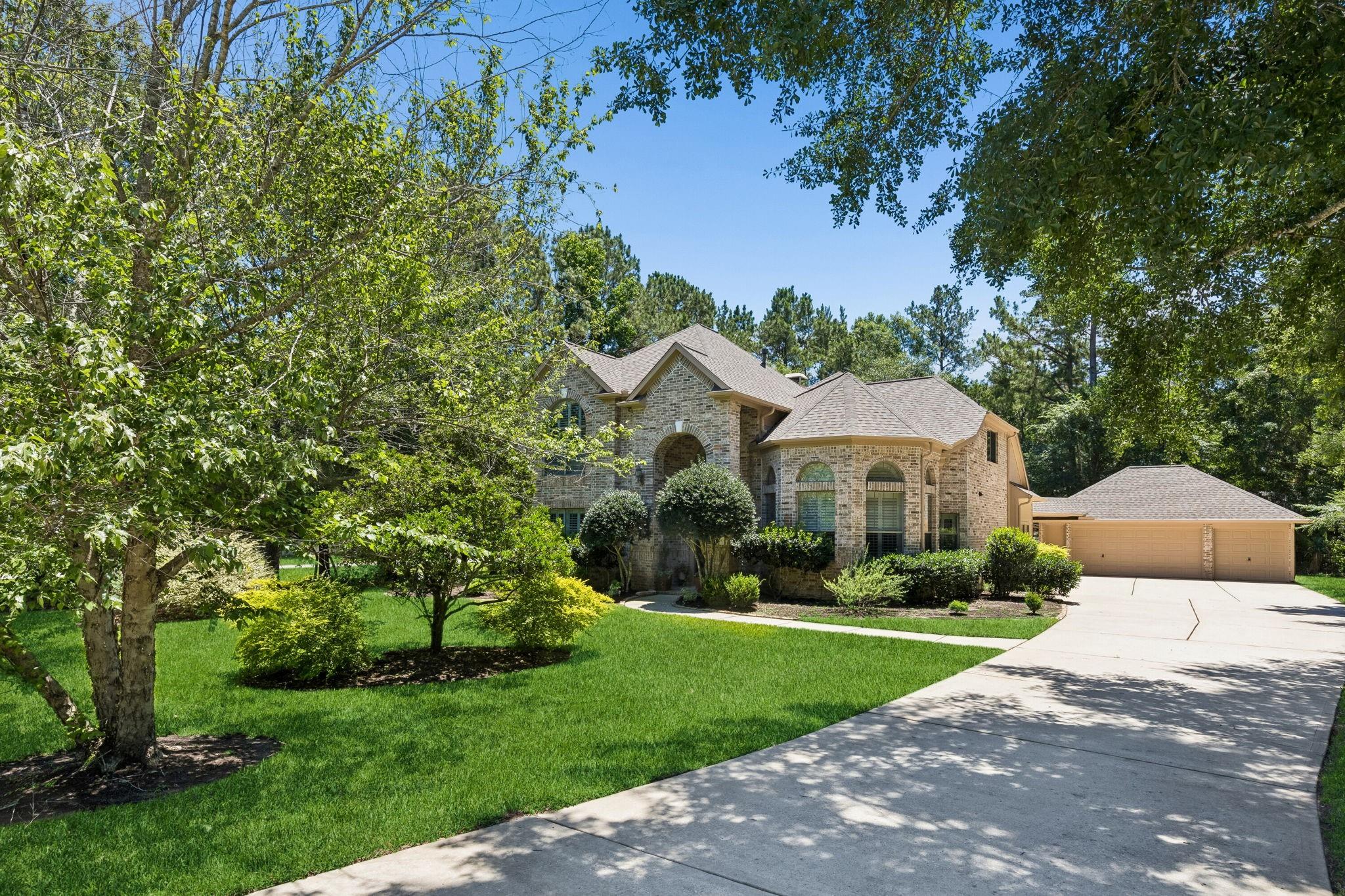 8978 Willow Spring Ln, Conroe, TX 77302