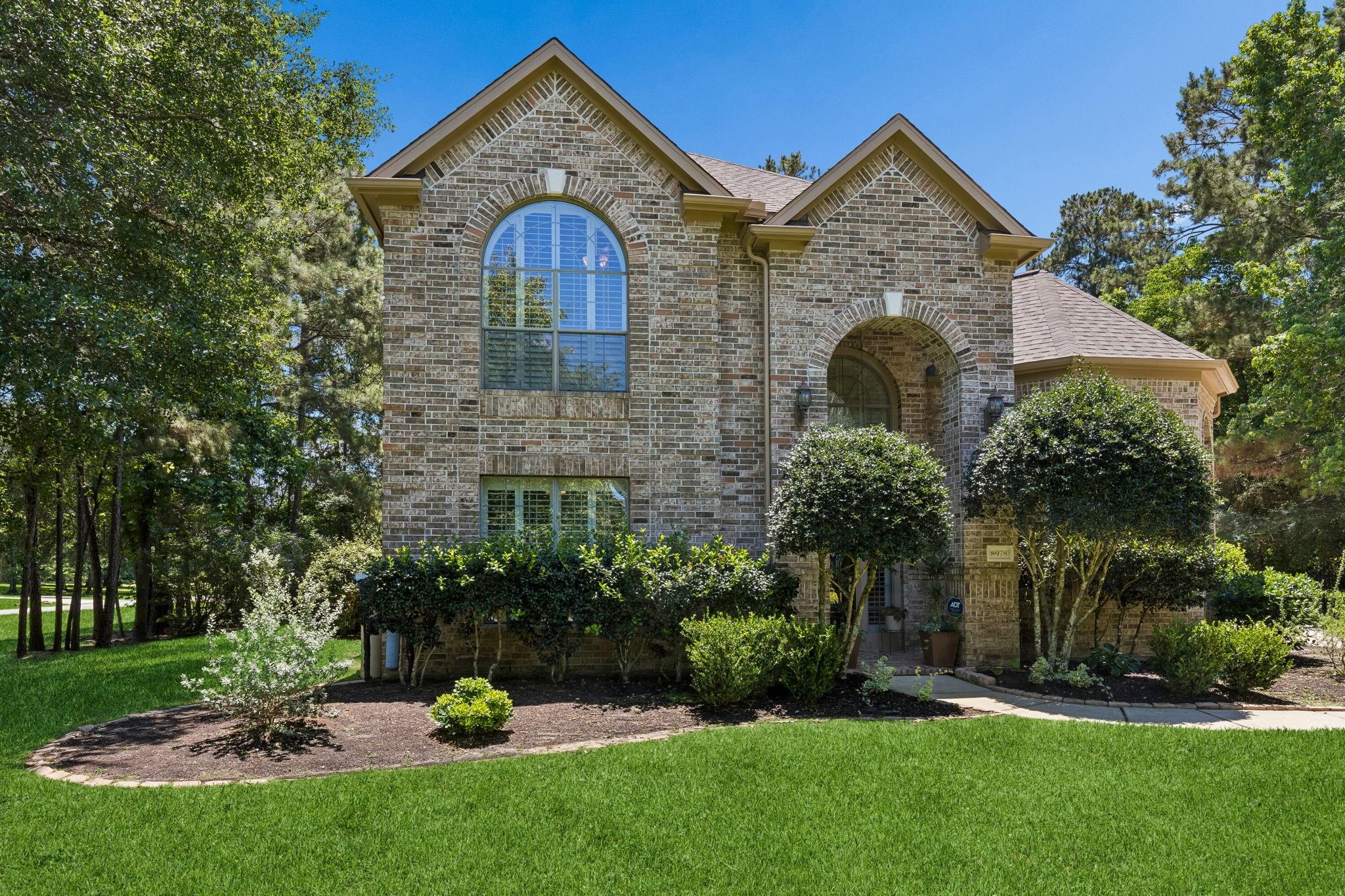 8978 Willow Spring Ln, Conroe, TX 77302 photo