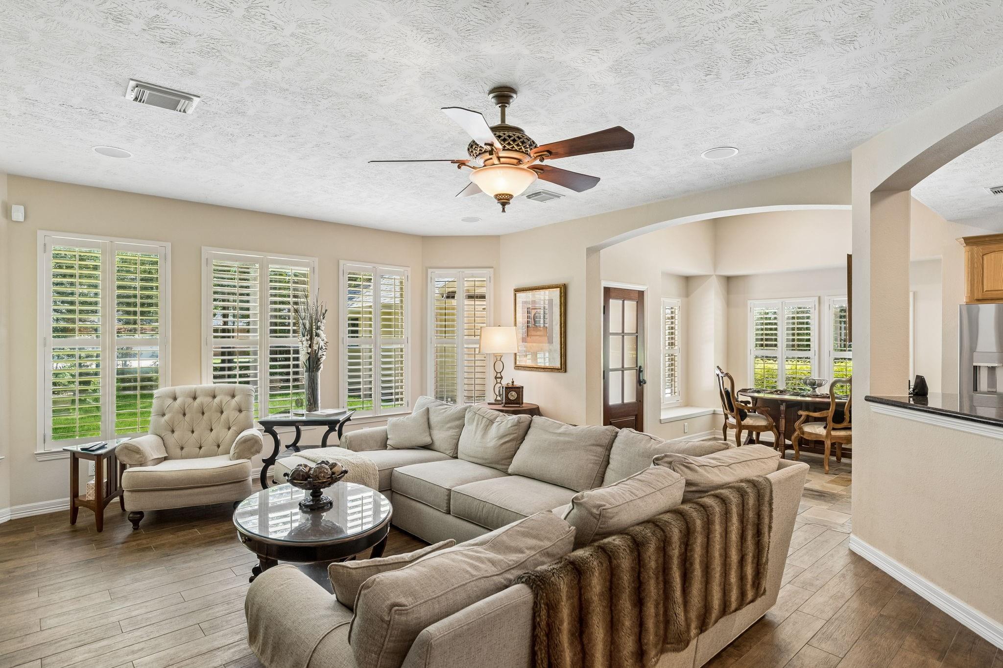 8978 Willow Spring Ln, Conroe, TX 77302 photo