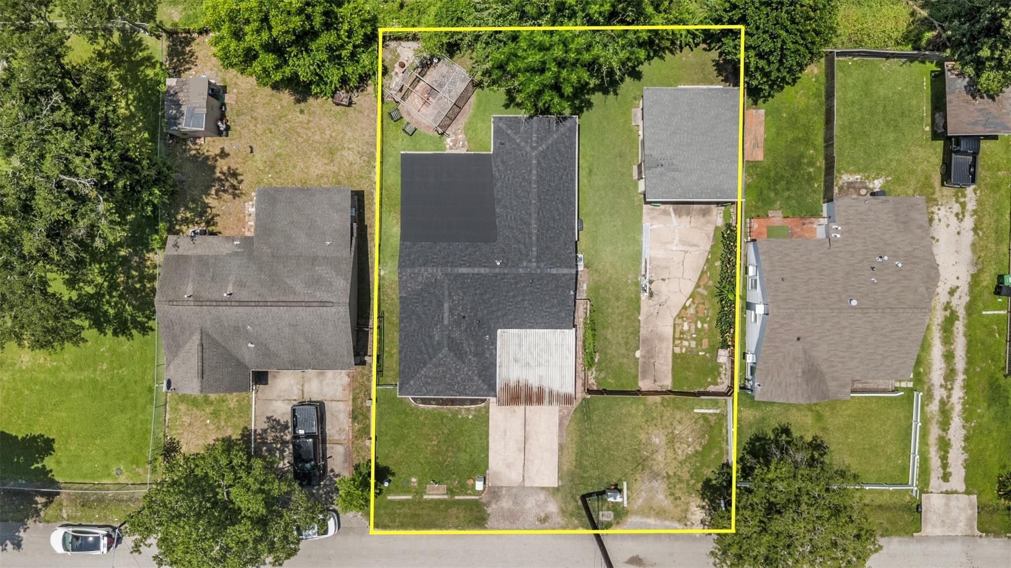 1913 Thonig Rd, Houston, TX 77055 photo
