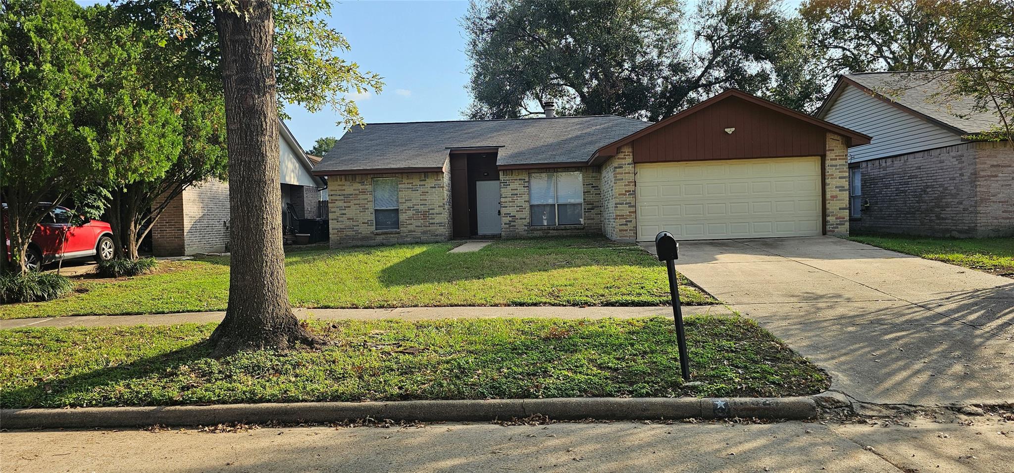 19327 Cypress Bay Dr, Katy, TX 77449