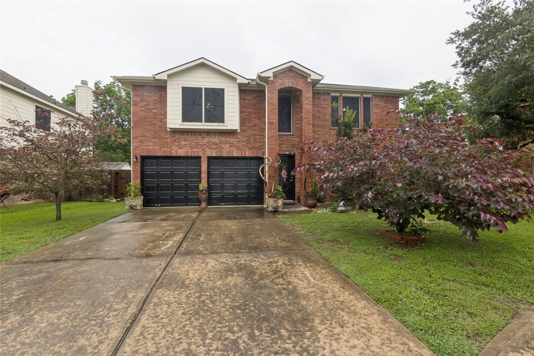 7806 Tamora Ln, Pasadena, TX 77505