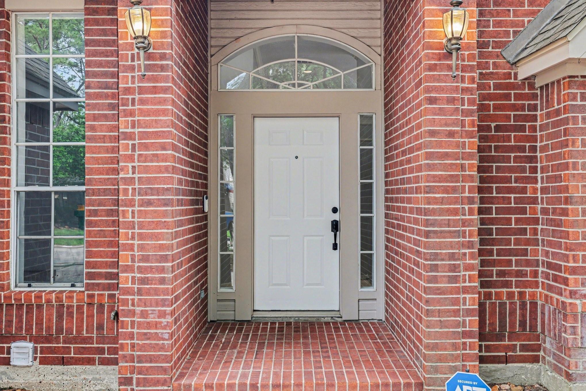 215 Bristol Bend Cir, Spring, TX 77382 photo