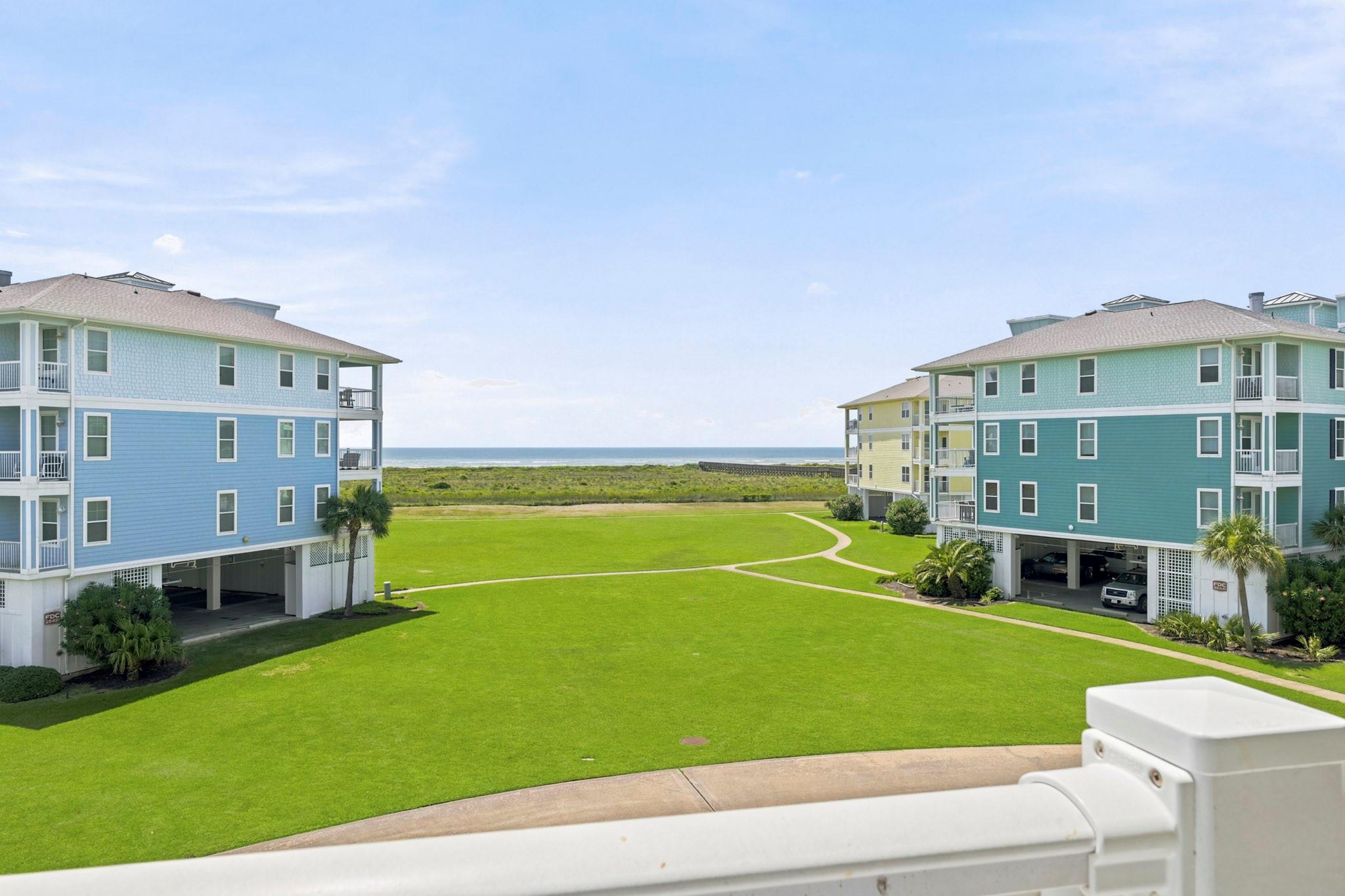 26350 Cat Tail Dr, Galveston, TX 77554