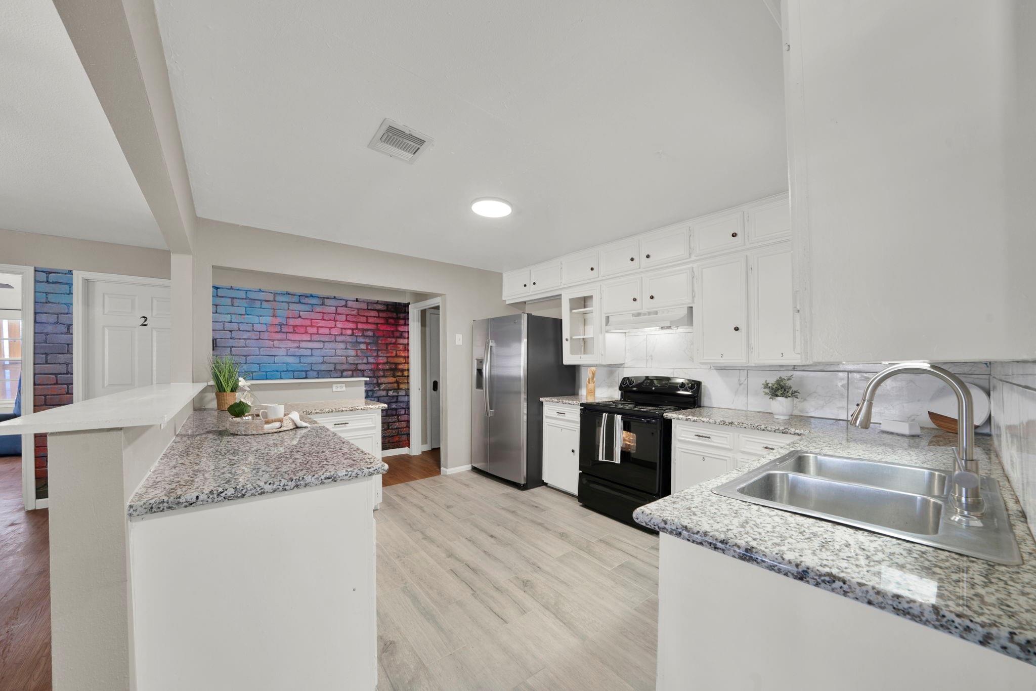 3826 Noah St, Houston, TX 77021 photo