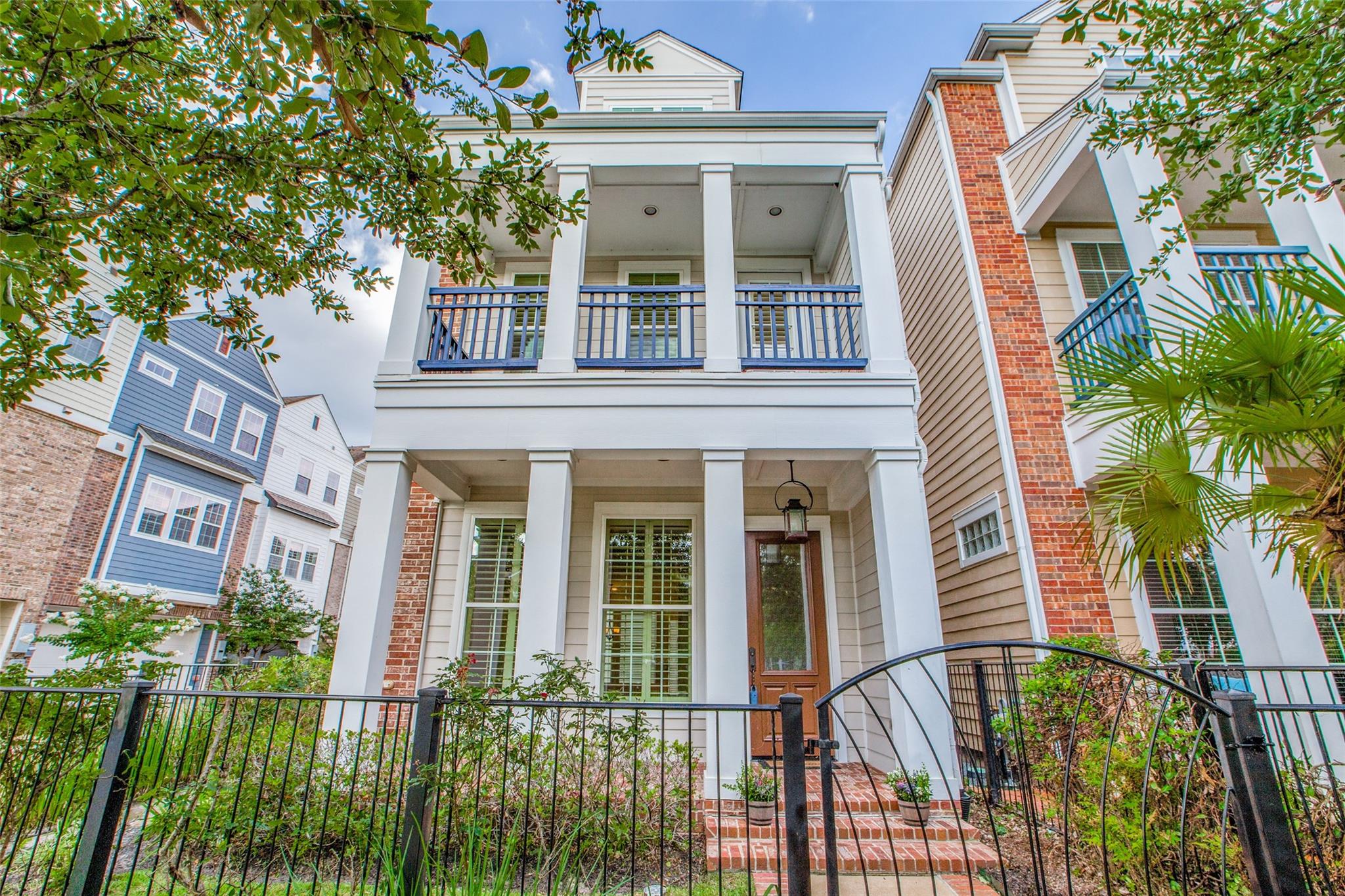 46 Rafters Row, The Woodlands, TX 77380 photo