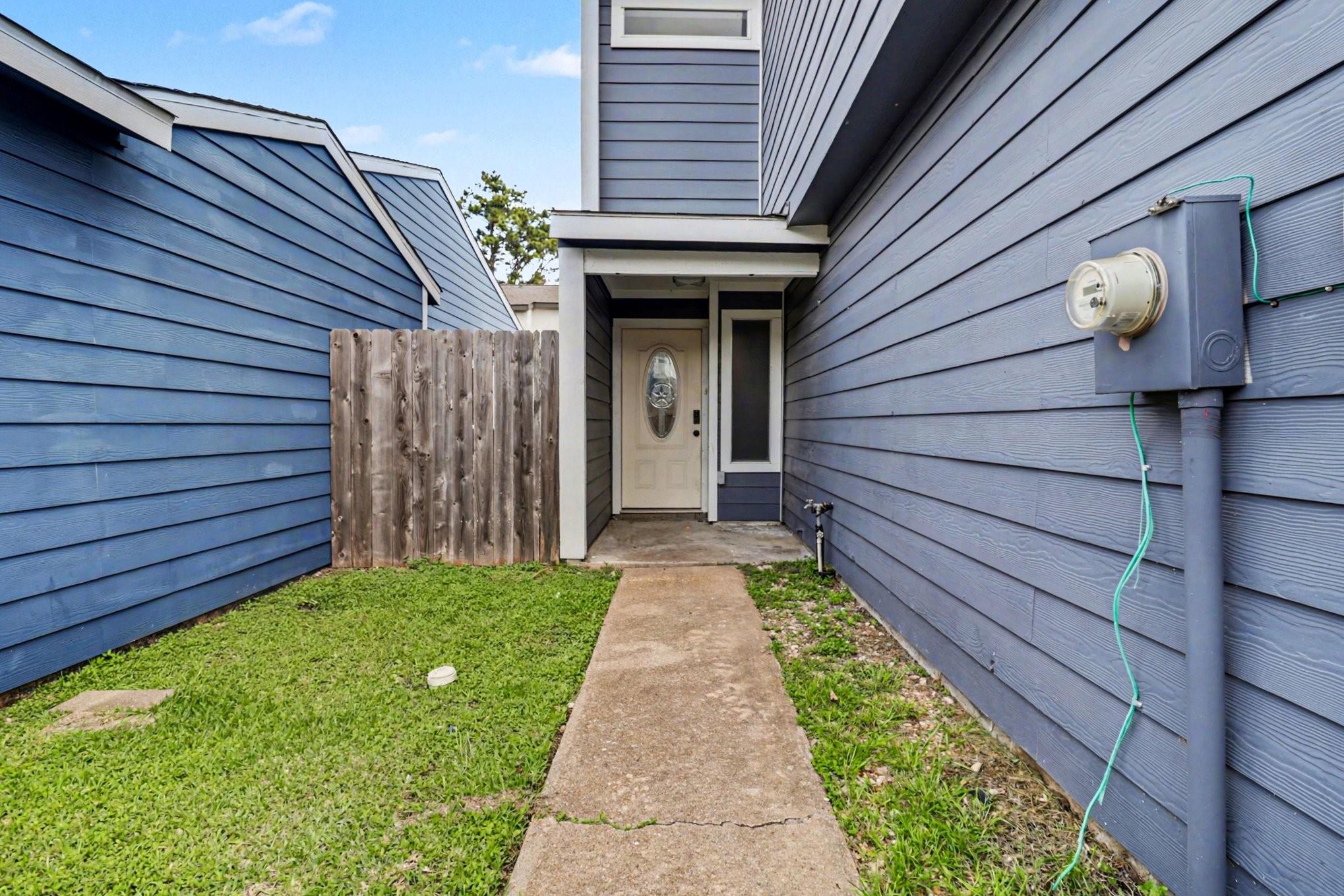 10262 Rockcrest Dr, Houston, TX 77041 photo