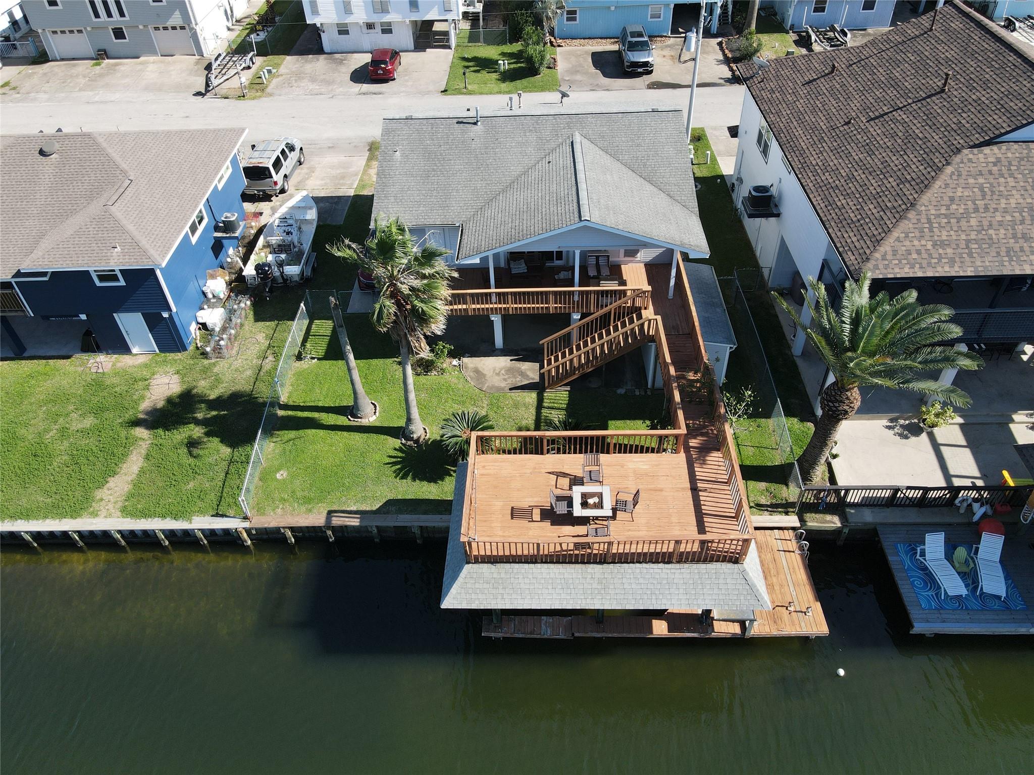 1006 Redfish St, Bayou Vista, TX 77563 photo