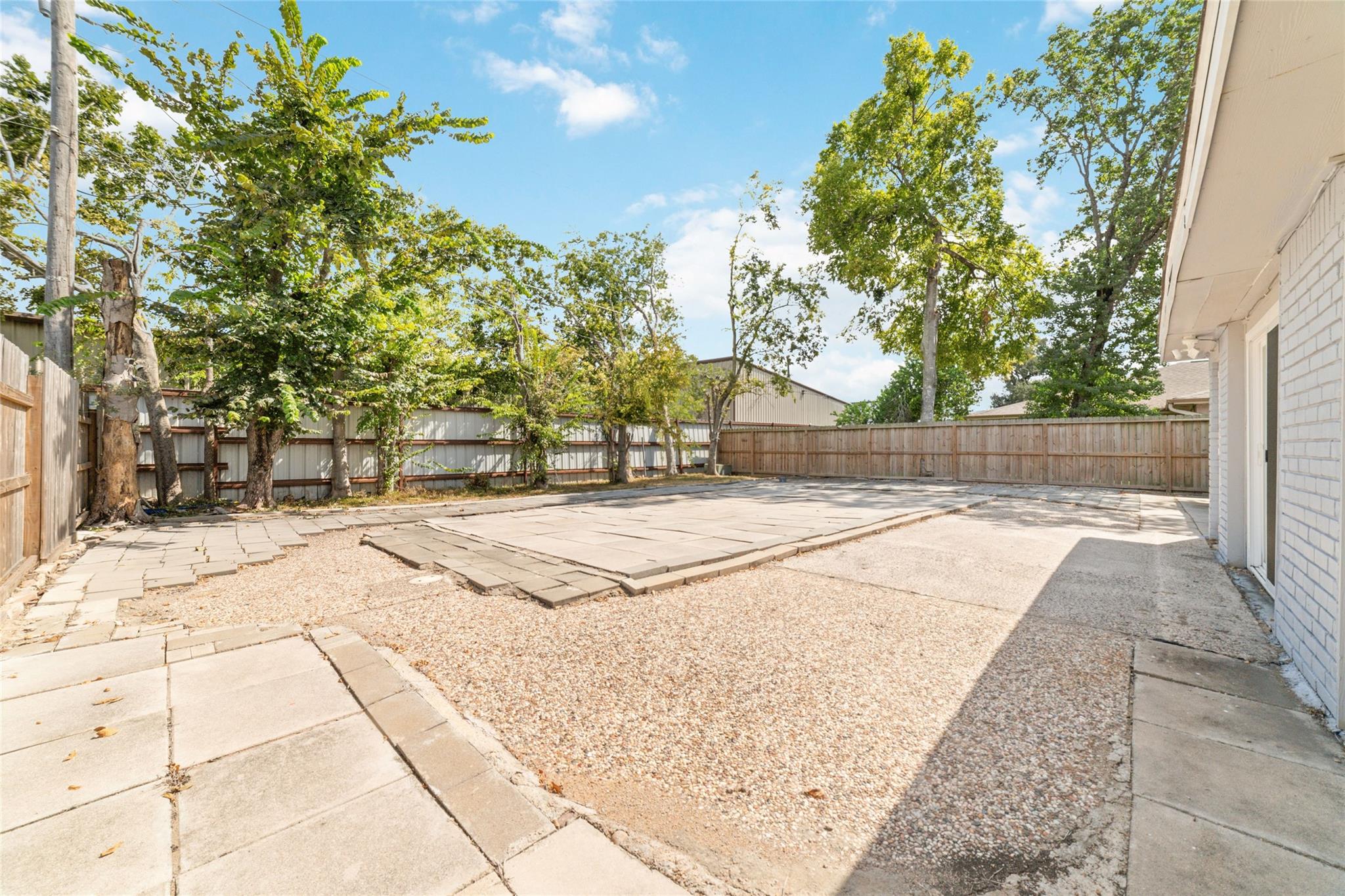 6111 Westbranch Dr, Houston, TX 77072 photo