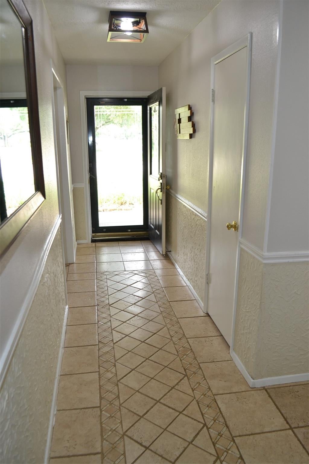 610 E X St, Deer Park, TX 77536 photo