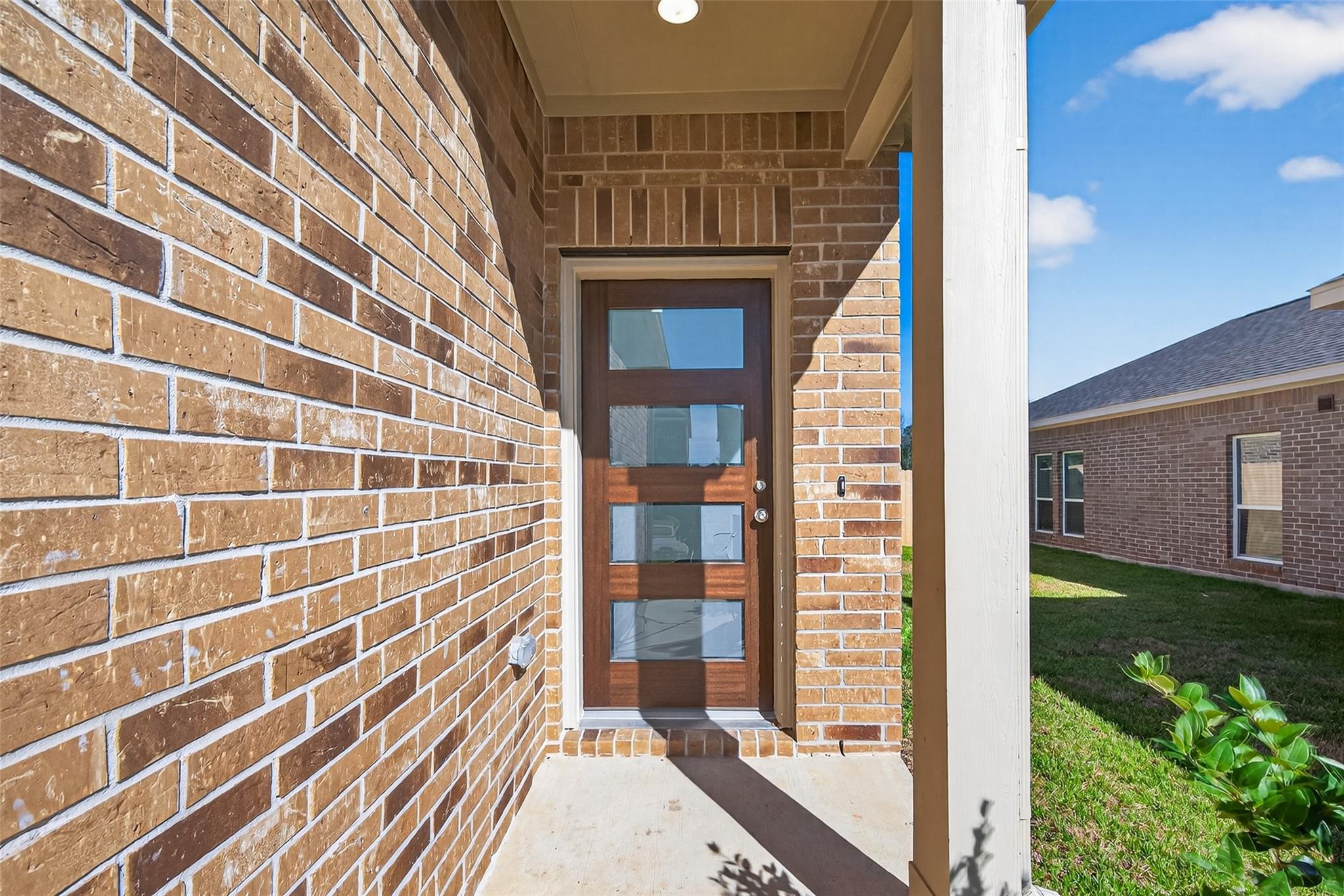 16021 Sandy Koufax Ct, Splendora, TX 77372 photo