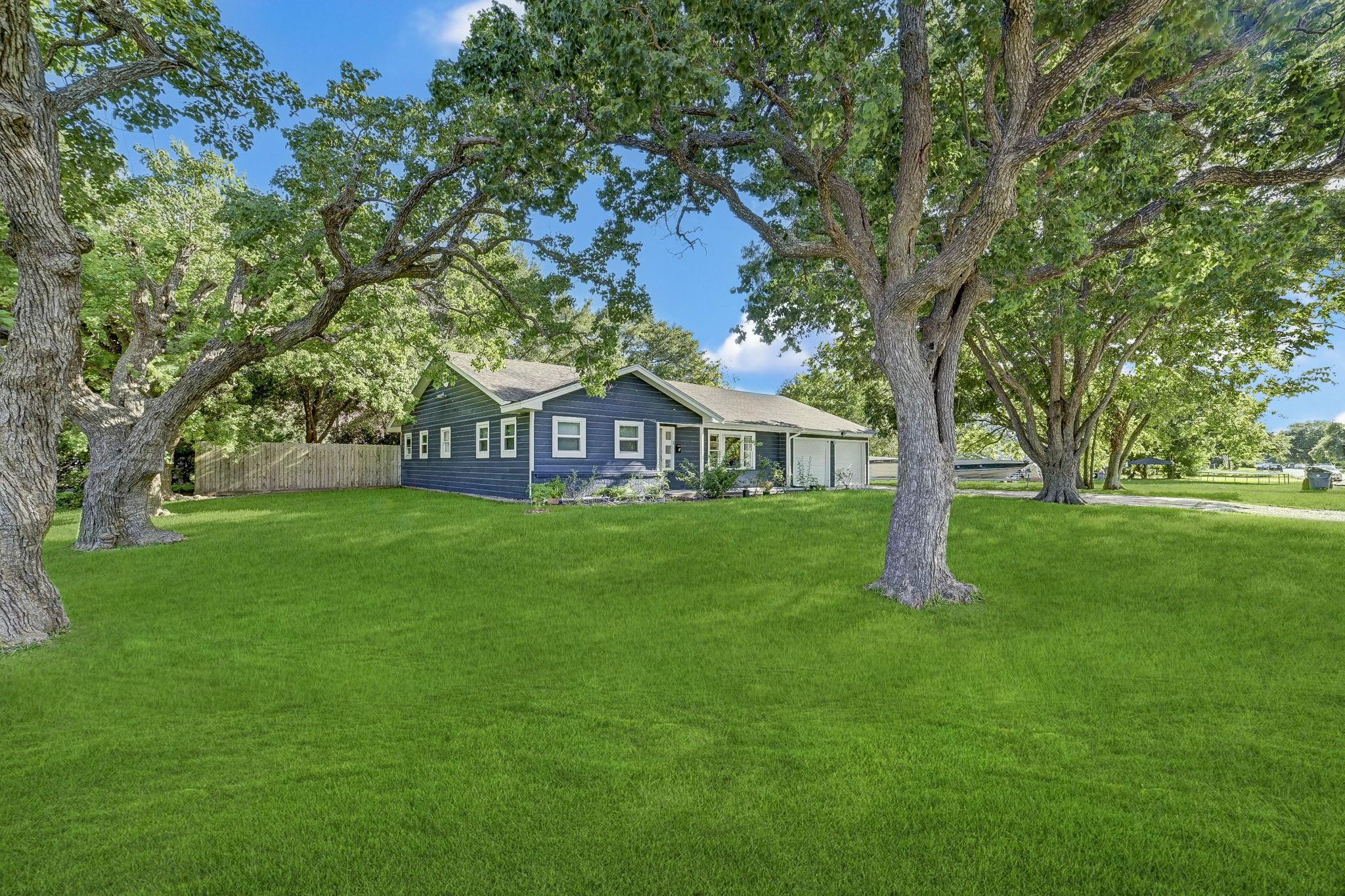 1 4 Ave, Texas City, TX 77590 photo