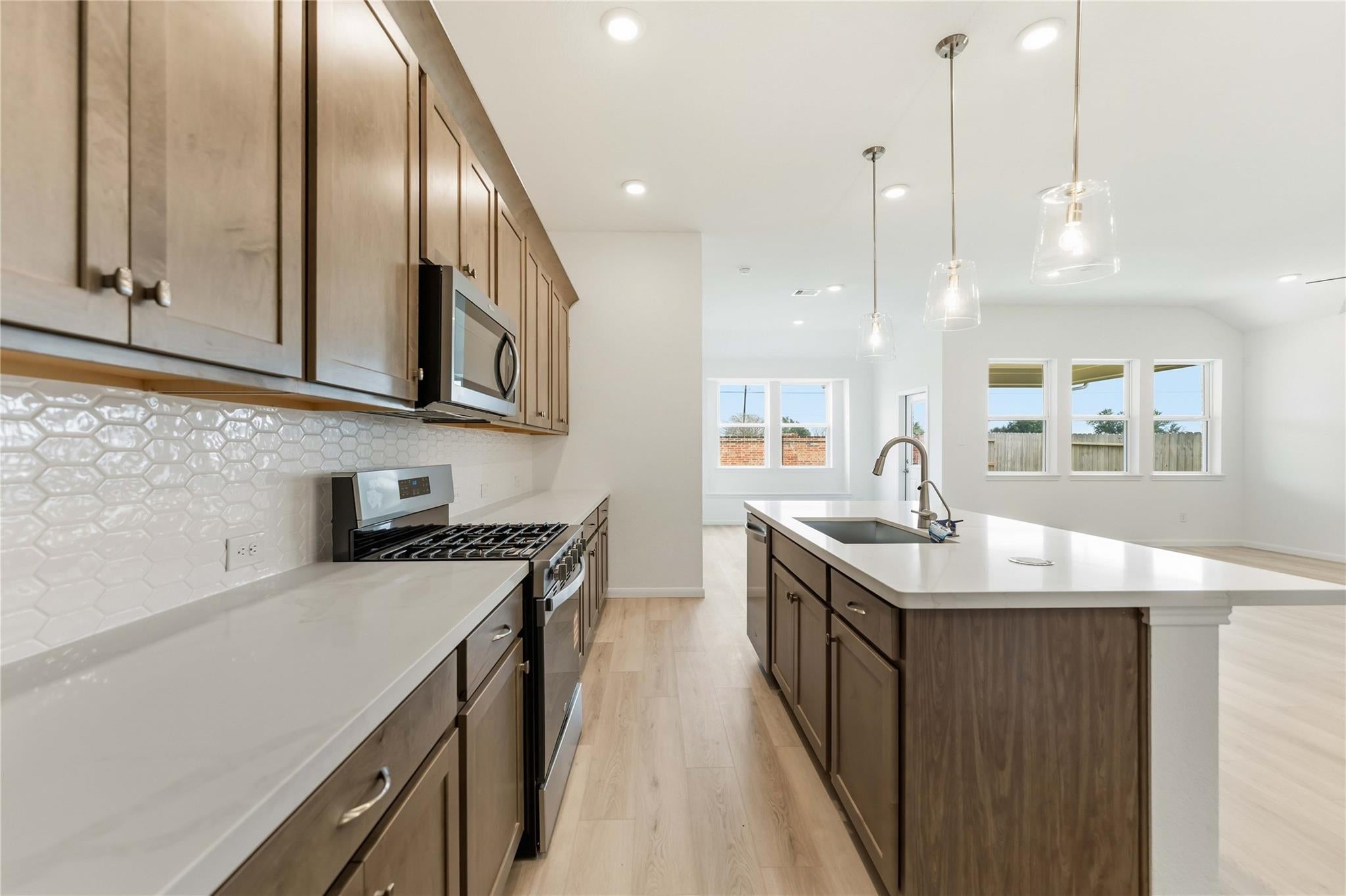 5622 Bermuda Sands Dr, Katy, TX 77493
