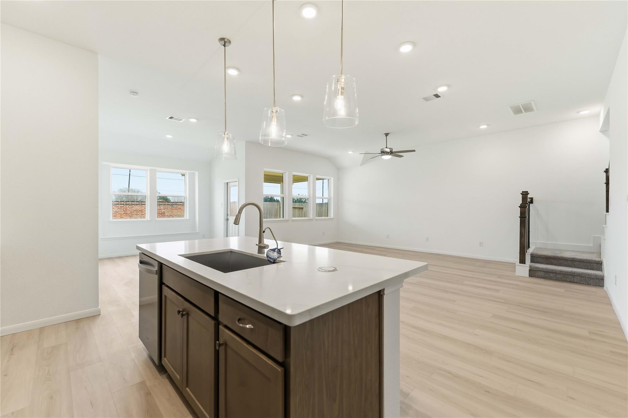 5622 Bermuda Sands Dr, Katy, TX 77493 photo