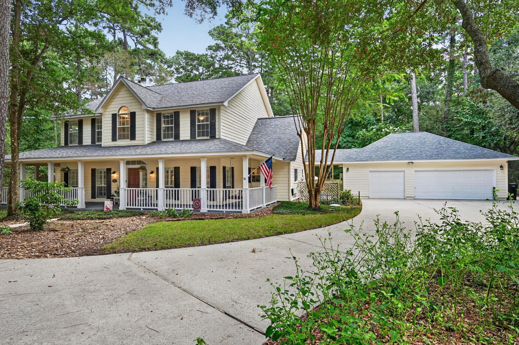 2302 Hollowbrook Ln, Conroe, TX 77384