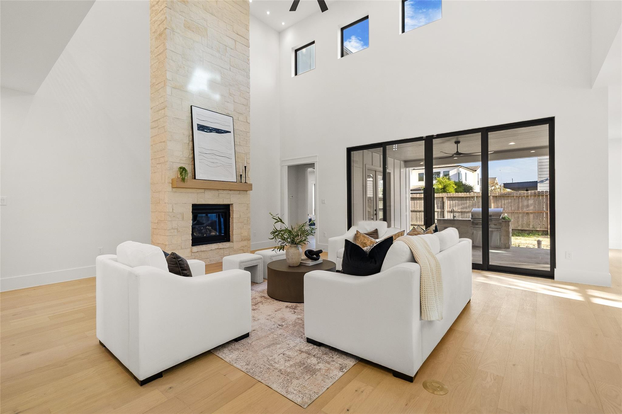 7119 Housman St, Houston, TX 77055 photo