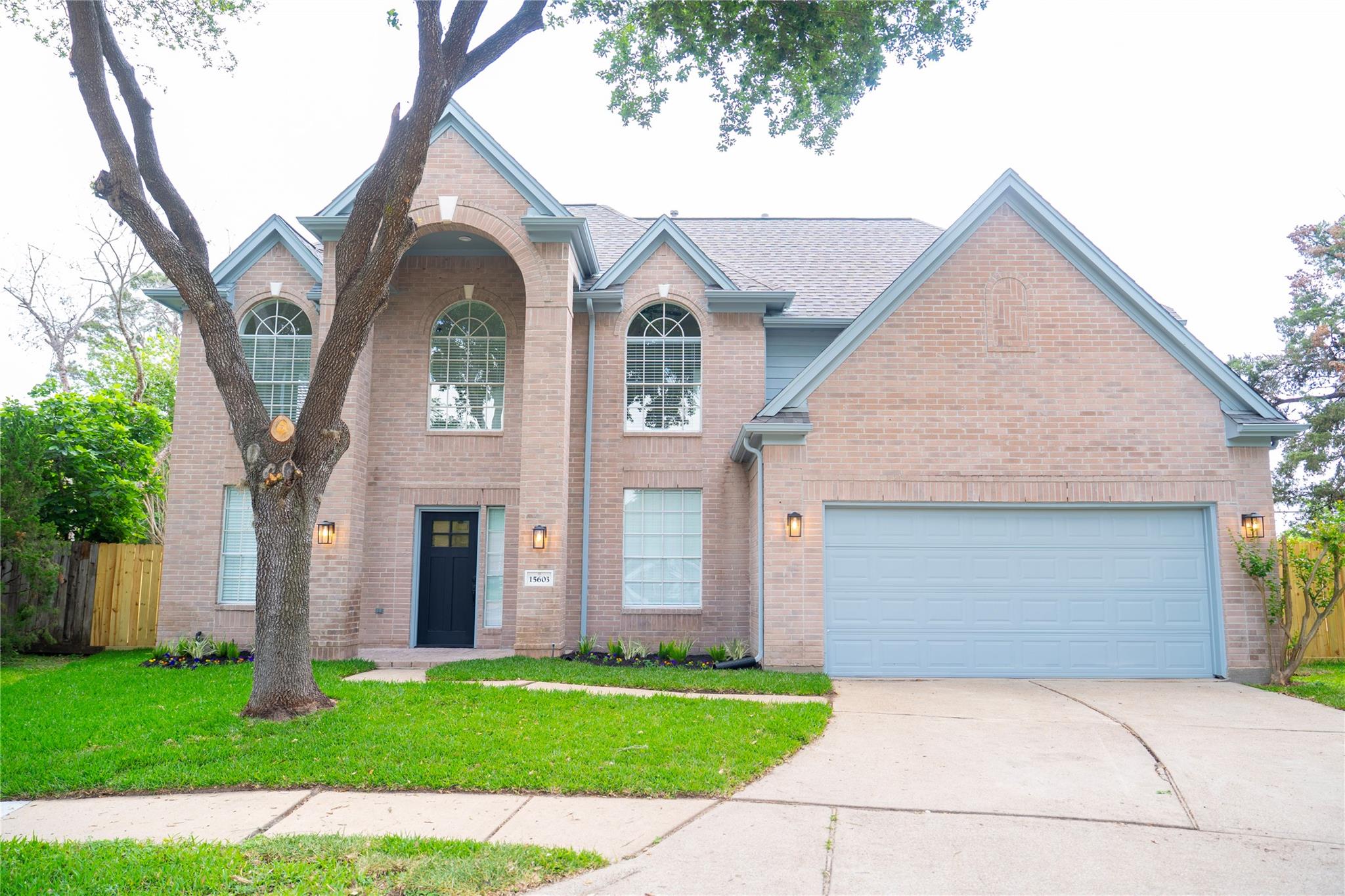 15603 Edgemere Court Ct, Sugar Land, TX 77498