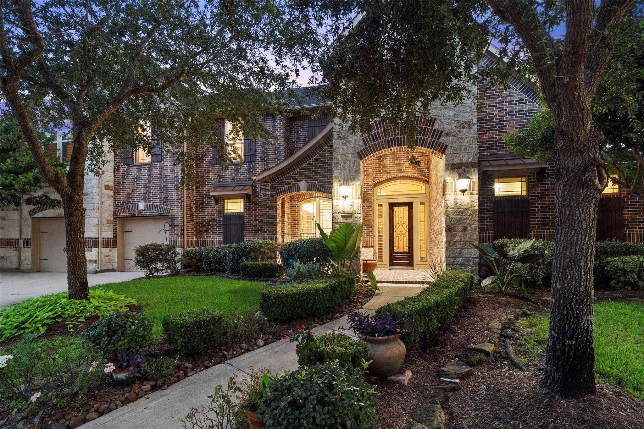2 Trento Turnpike Dr, Missouri City, TX 77459 photo