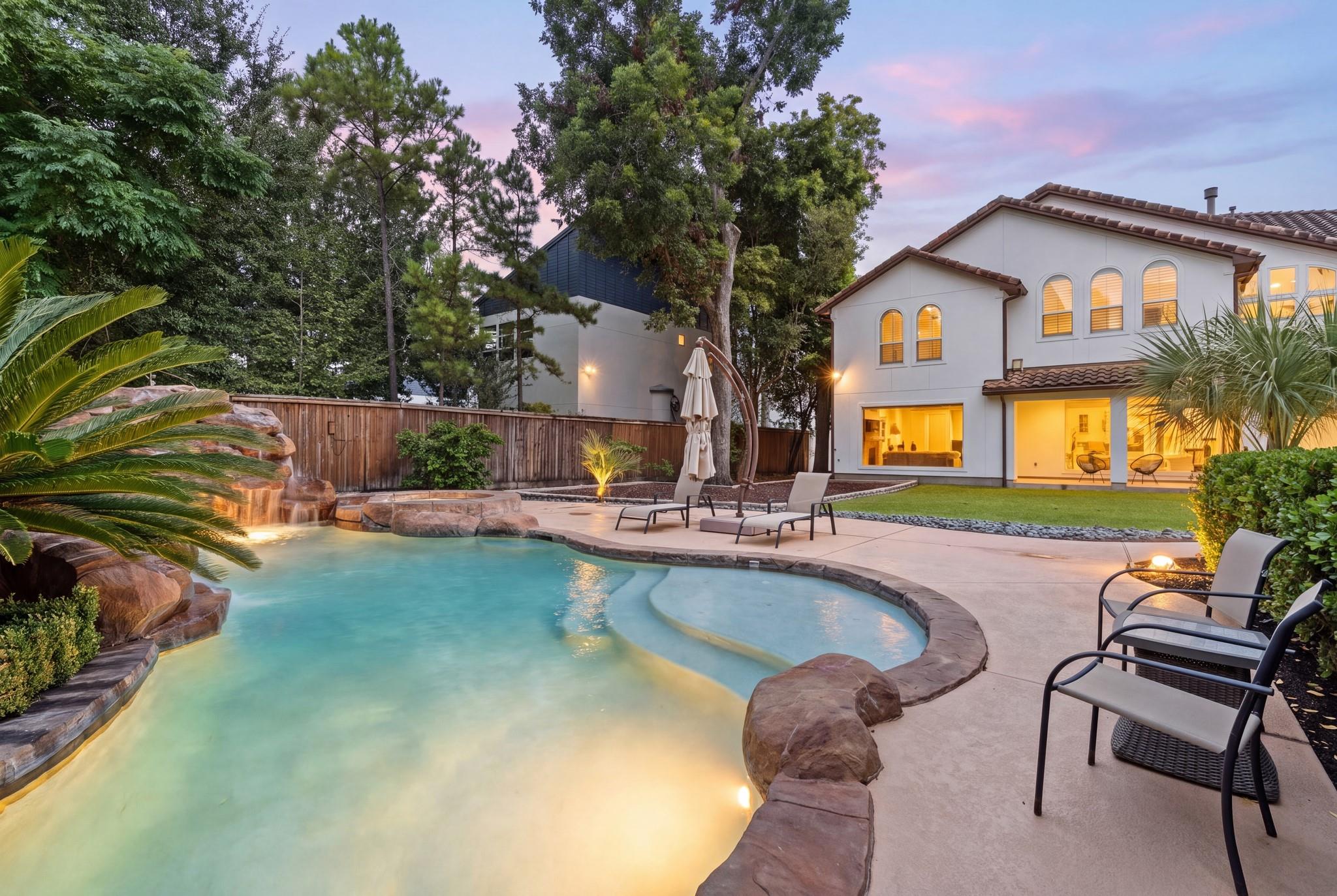 5410 Valerie St, Bellaire, TX 77401 photo