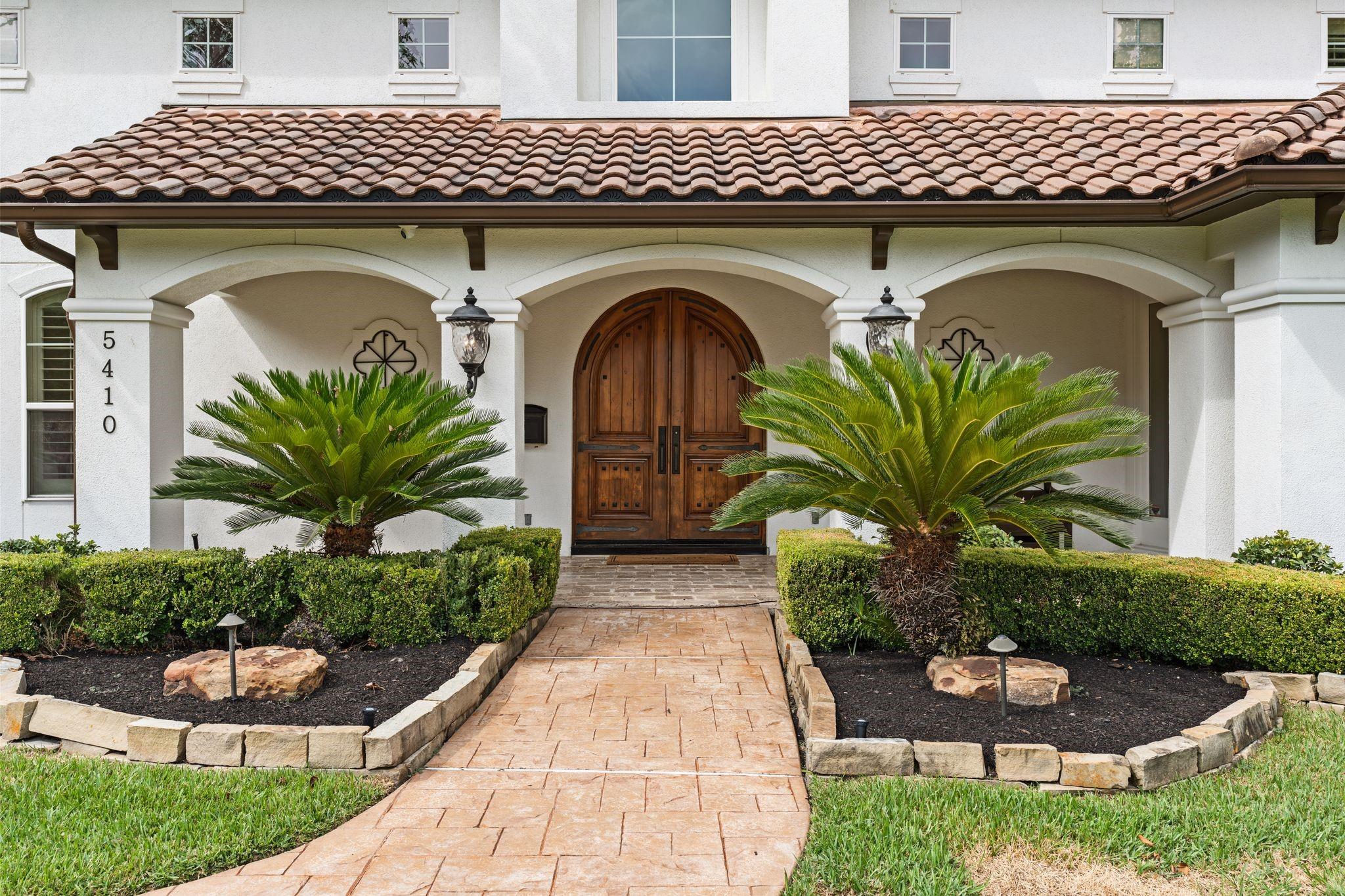 5410 Valerie St, Bellaire, TX 77401 photo