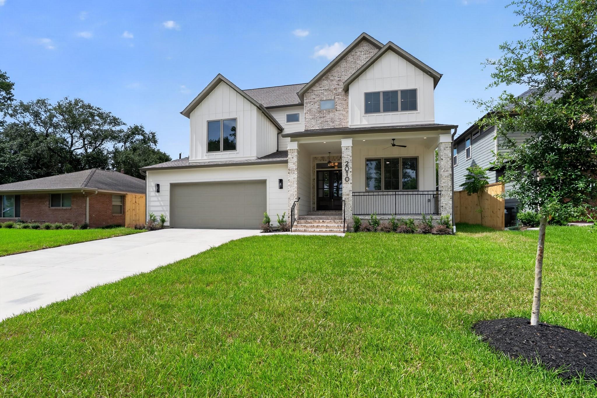 2010 Hewitt Dr, Houston, TX 77018