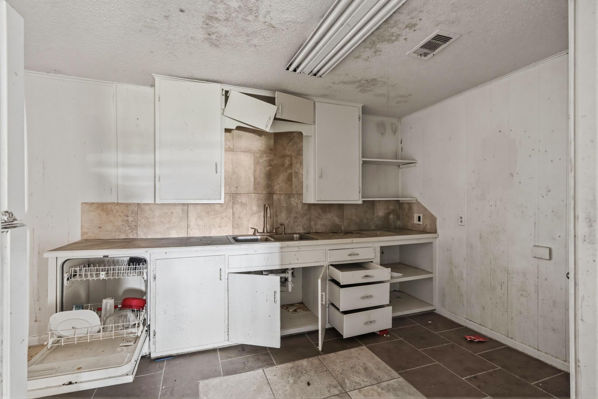 2326 12 Ave, Texas City, TX 77590 photo