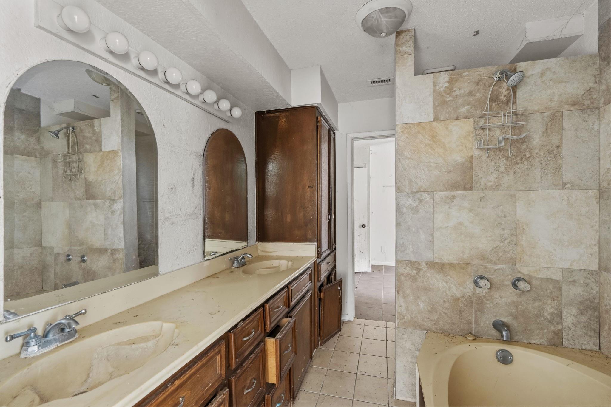 2326 12 Ave, Texas City, TX 77590 photo