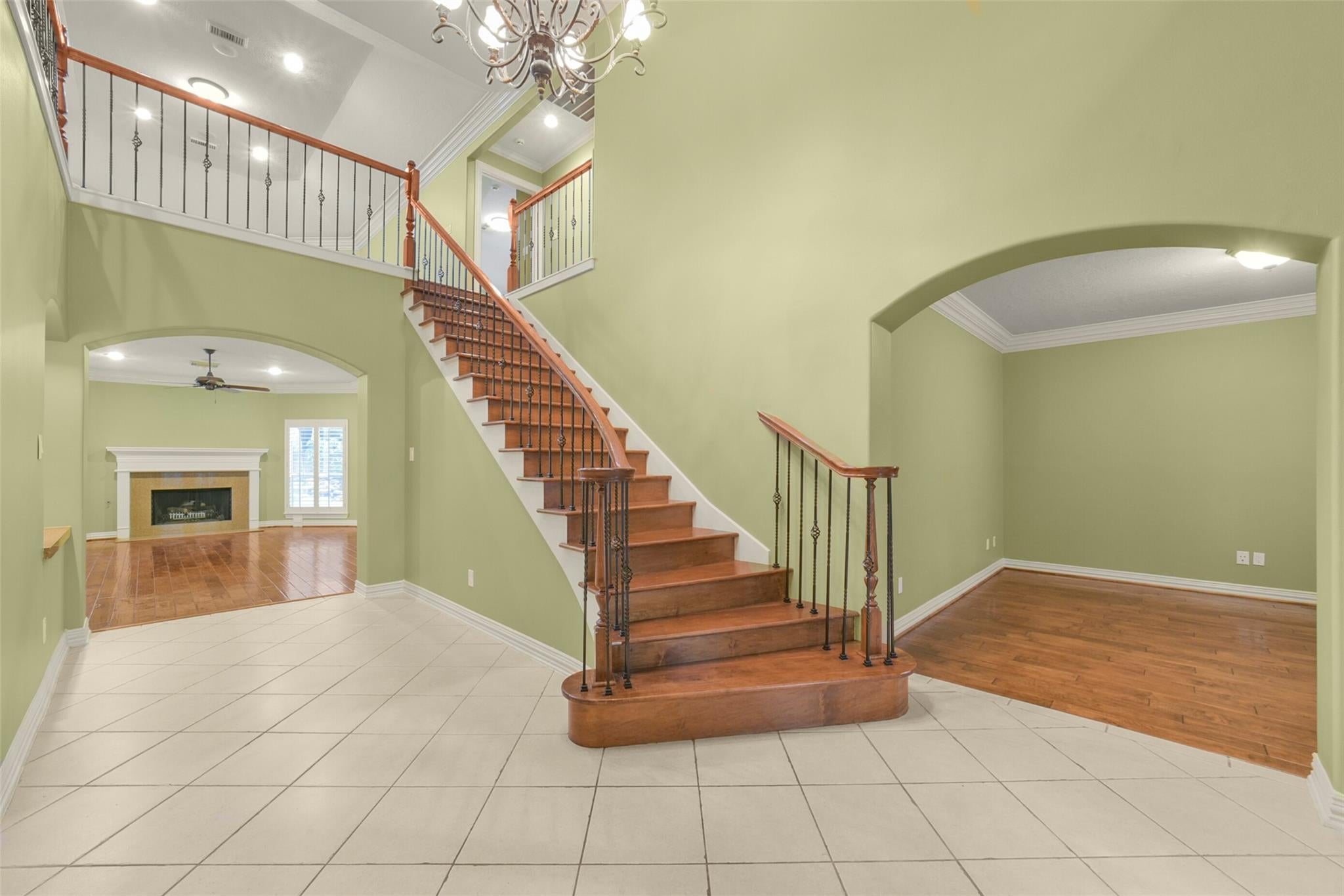 1523 Ashbury Park Dr, Houston, TX 77077 photo