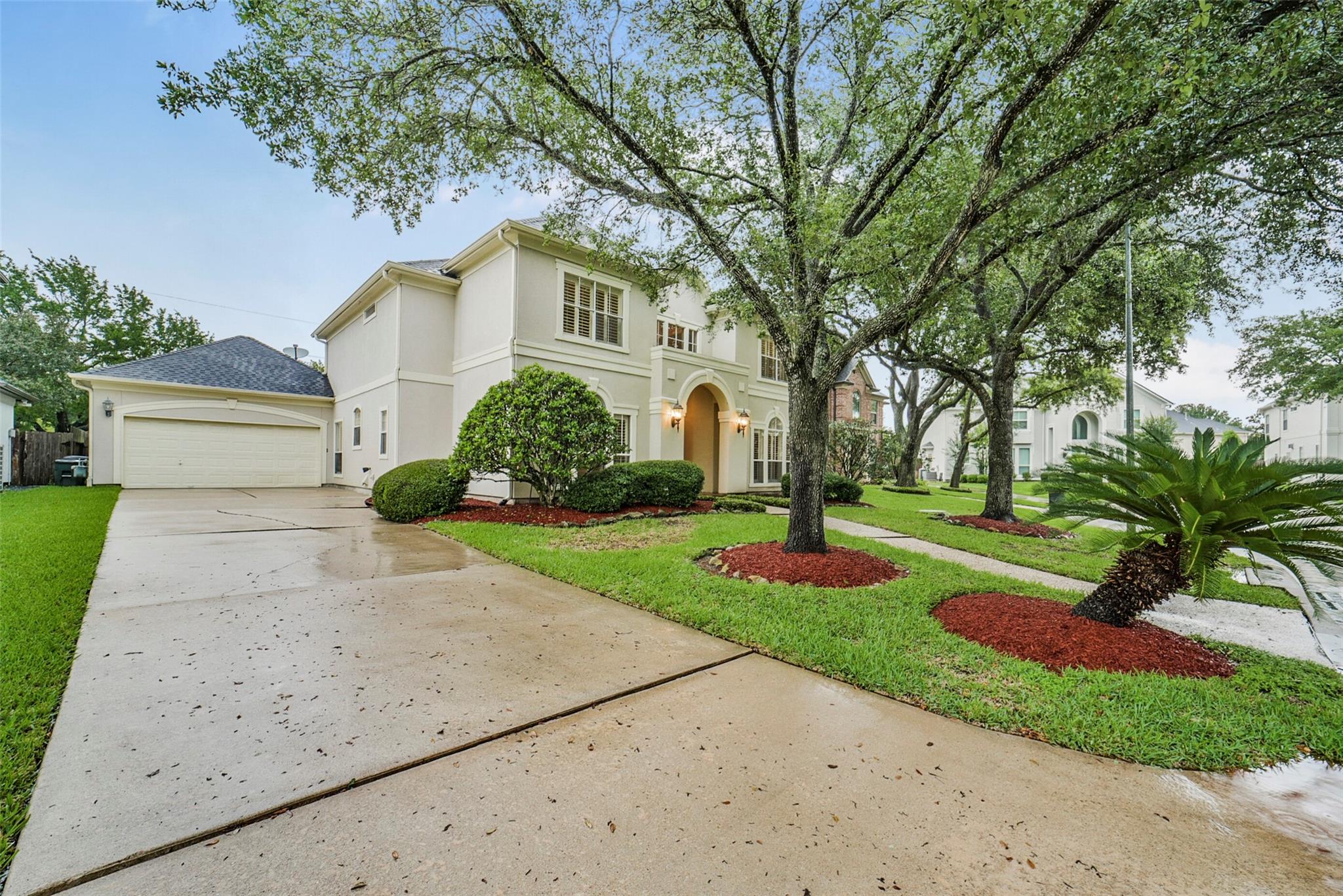 1523 Ashbury Park Dr, Houston, TX 77077 photo