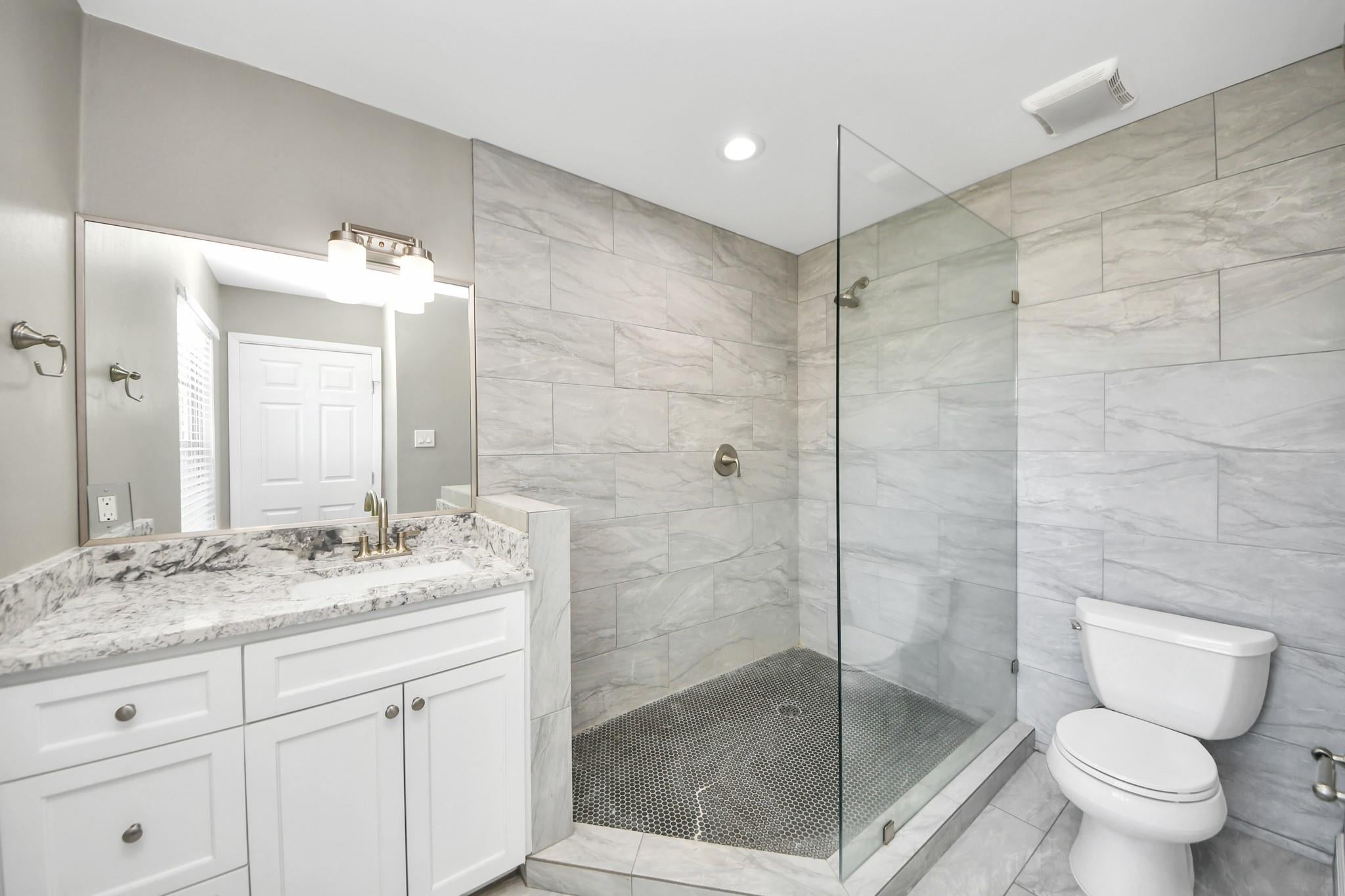 8119 Concho St, Houston, TX 77036 photo